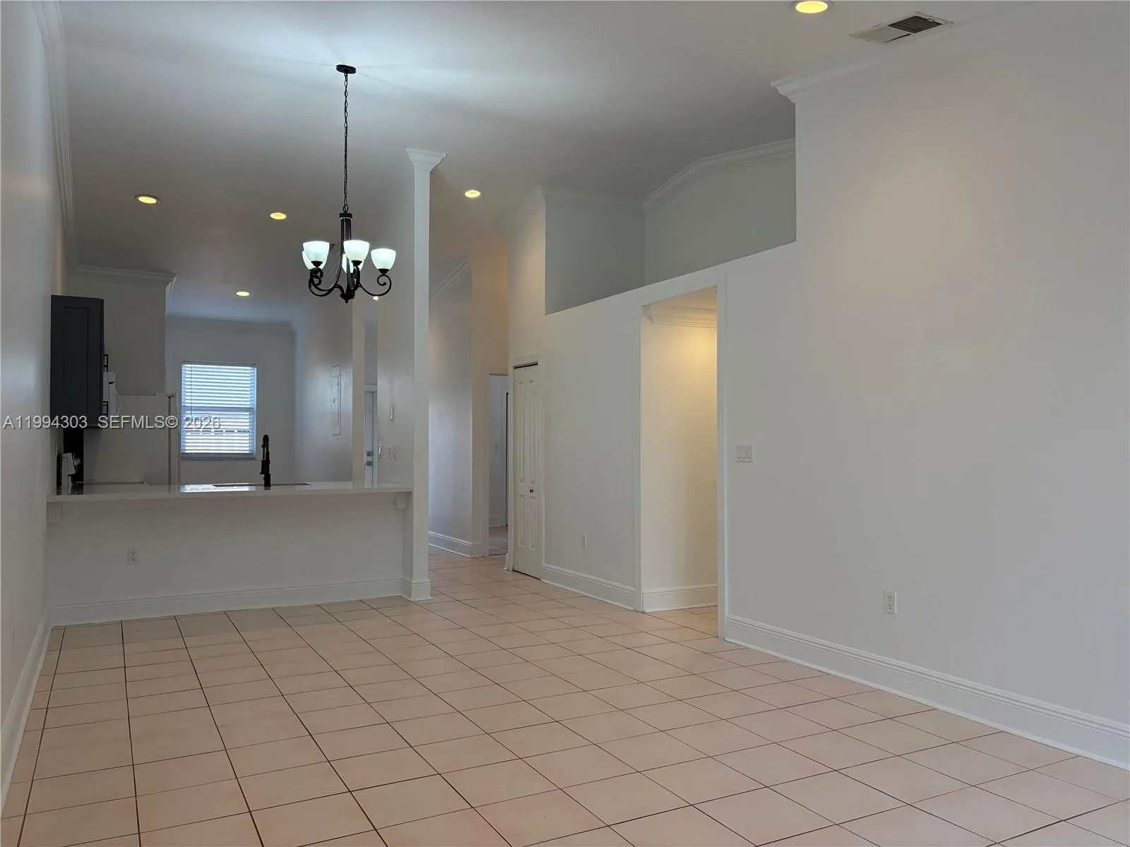 6702 Nw 190th St 6702, Hialeah, Florida 33015, Hialeah, Florida 33015, 2 Bedrooms Bedrooms, ,2 BathroomsBathrooms,Residential Lease,For Rent,6702 Nw 190th St 6702, Hialeah, Florida 33015,A11994303