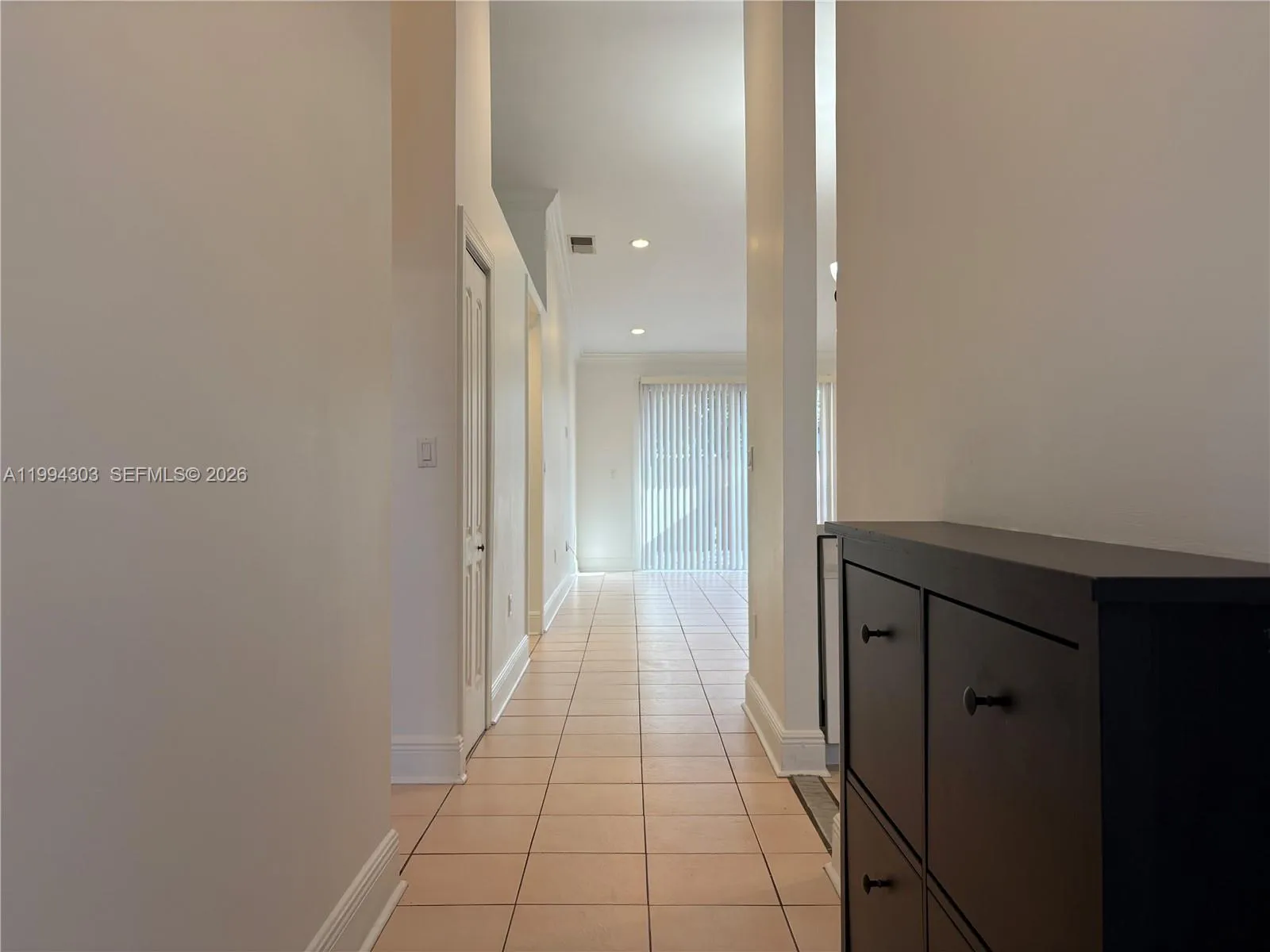 6702 Nw 190th St 6702, Hialeah, Florida 33015, Hialeah, Florida 33015, 2 Bedrooms Bedrooms, ,2 BathroomsBathrooms,Residential Lease,For Rent,6702 Nw 190th St 6702, Hialeah, Florida 33015,A11994303