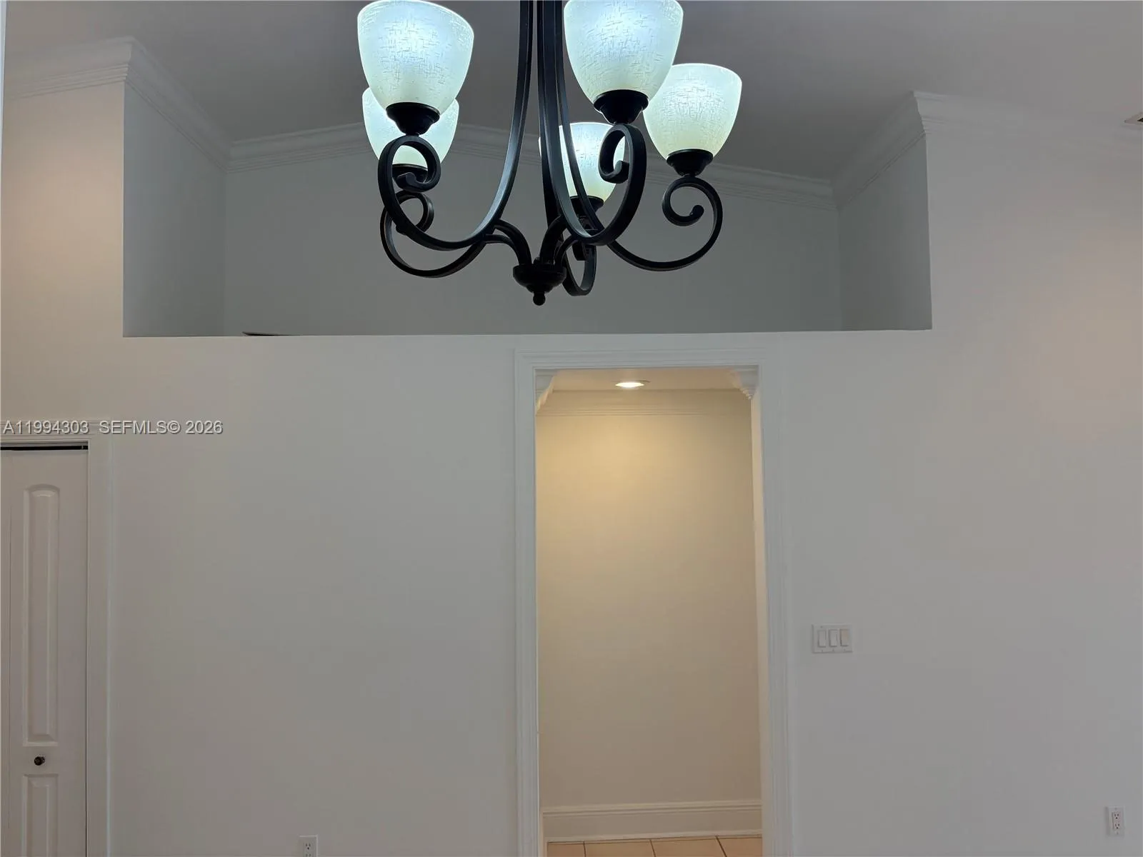 6702 Nw 190th St 6702, Hialeah, Florida 33015, Hialeah, Florida 33015, 2 Bedrooms Bedrooms, ,2 BathroomsBathrooms,Residential Lease,For Rent,6702 Nw 190th St 6702, Hialeah, Florida 33015,A11994303