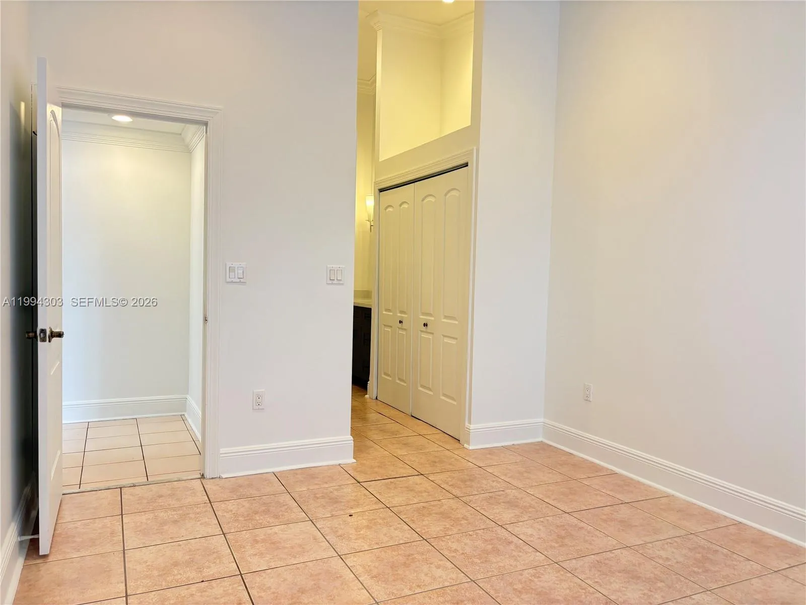 6702 Nw 190th St 6702, Hialeah, Florida 33015, Hialeah, Florida 33015, 2 Bedrooms Bedrooms, ,2 BathroomsBathrooms,Residential Lease,For Rent,6702 Nw 190th St 6702, Hialeah, Florida 33015,A11994303