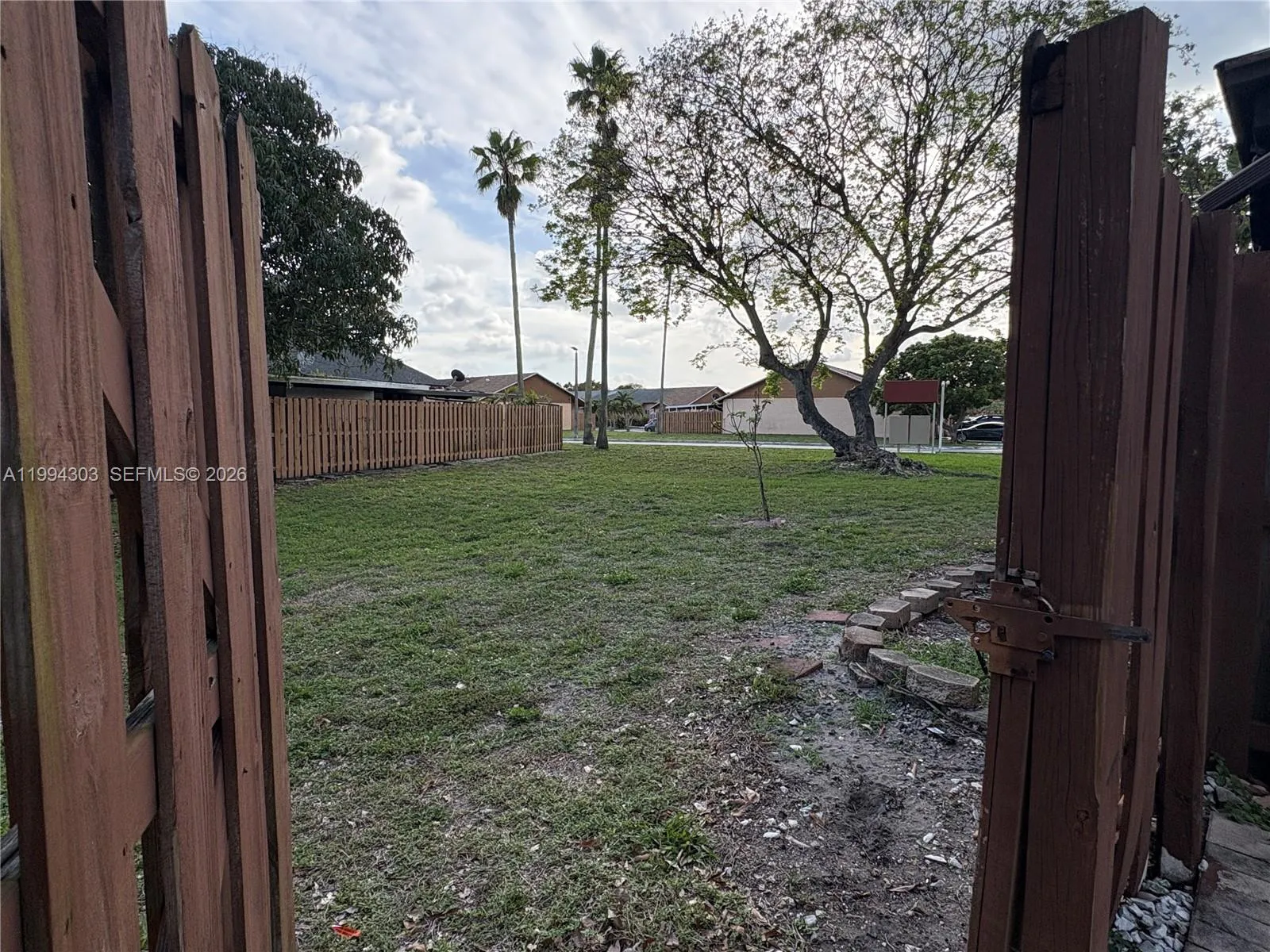 6702 Nw 190th St 6702, Hialeah, Florida 33015, Hialeah, Florida 33015, 2 Bedrooms Bedrooms, ,2 BathroomsBathrooms,Residential Lease,For Rent,6702 Nw 190th St 6702, Hialeah, Florida 33015,A11994303