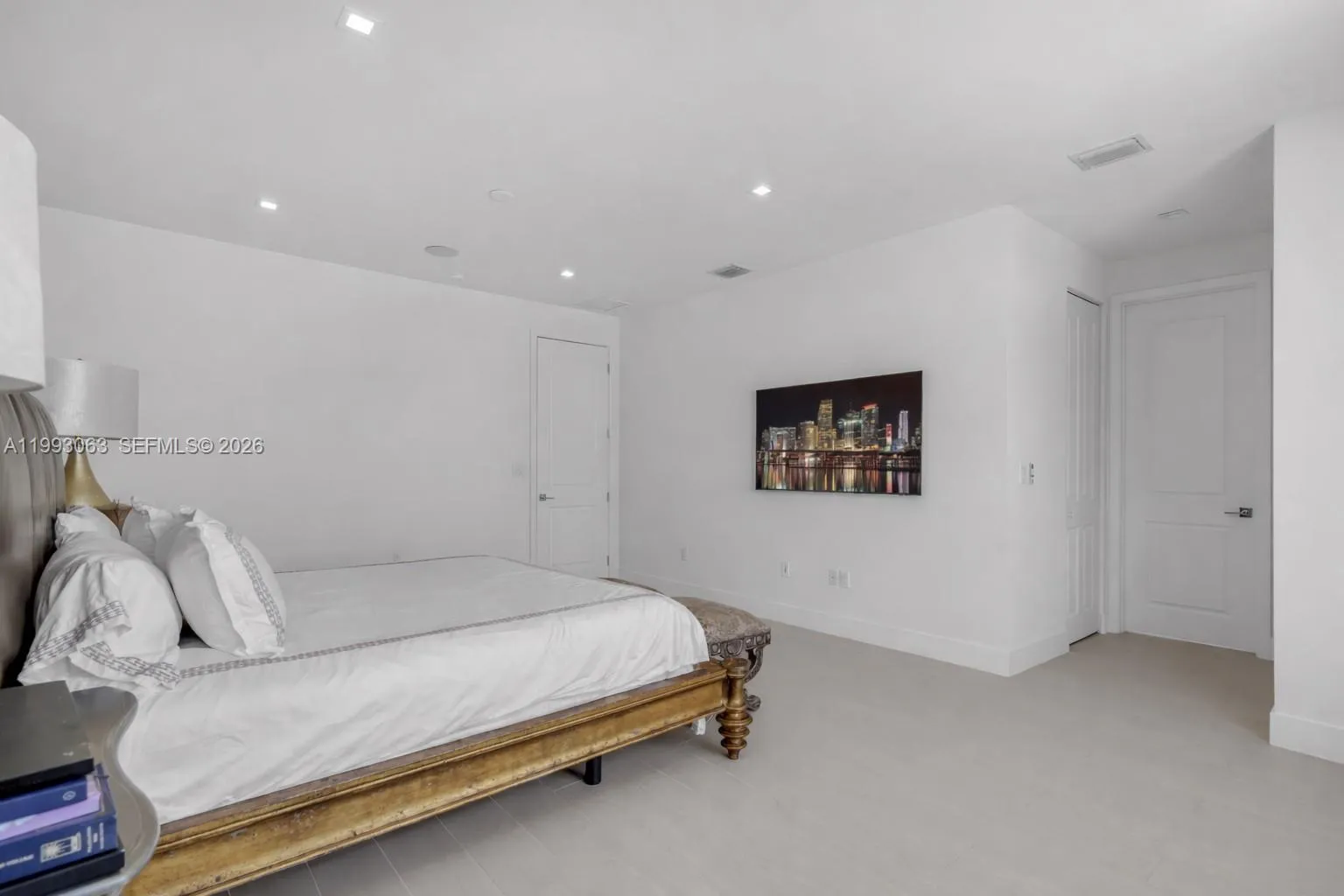 8019 Nw 46th Ter, Doral, Florida 33166, Doral, Florida 33166, 4 Bedrooms Bedrooms, ,3 BathroomsBathrooms,Residential,For Sale,8019 Nw 46th Ter, Doral, Florida 33166,A11993063