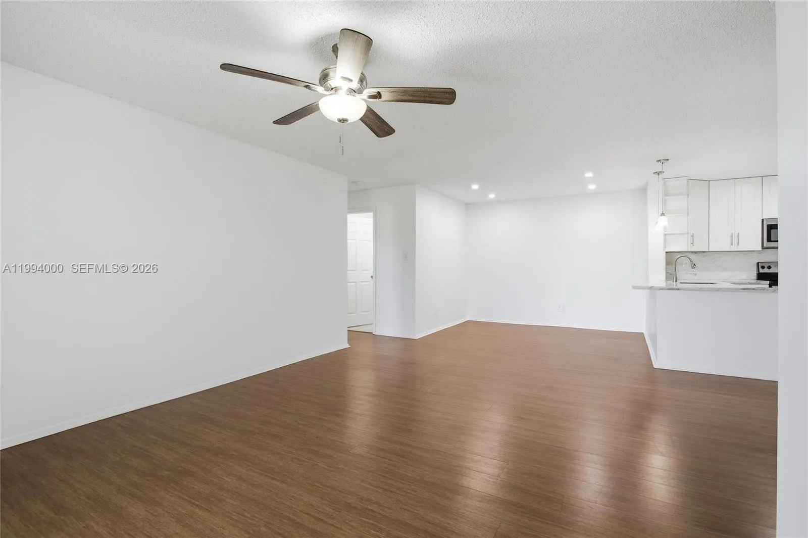 11245 W Atlantic Blvd 208, Coral Springs, Florida, Coral Springs, Florida 33071, 3 Bedrooms Bedrooms, ,2 BathroomsBathrooms,Residential Lease,For Rent,11245 W Atlantic Blvd 208, Coral Springs, Florida ,A11994000