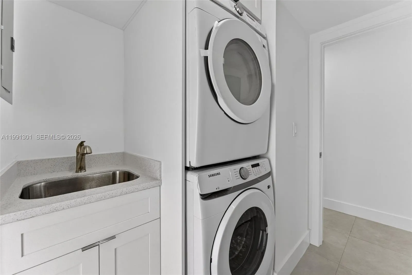 10445 Sw 149th Ter, Miami, Florida 33176, Miami, Florida 33176, 4 Bedrooms Bedrooms, ,3 BathroomsBathrooms,Residential,For Sale,10445 Sw 149th Ter, Miami, Florida 33176,A11991301