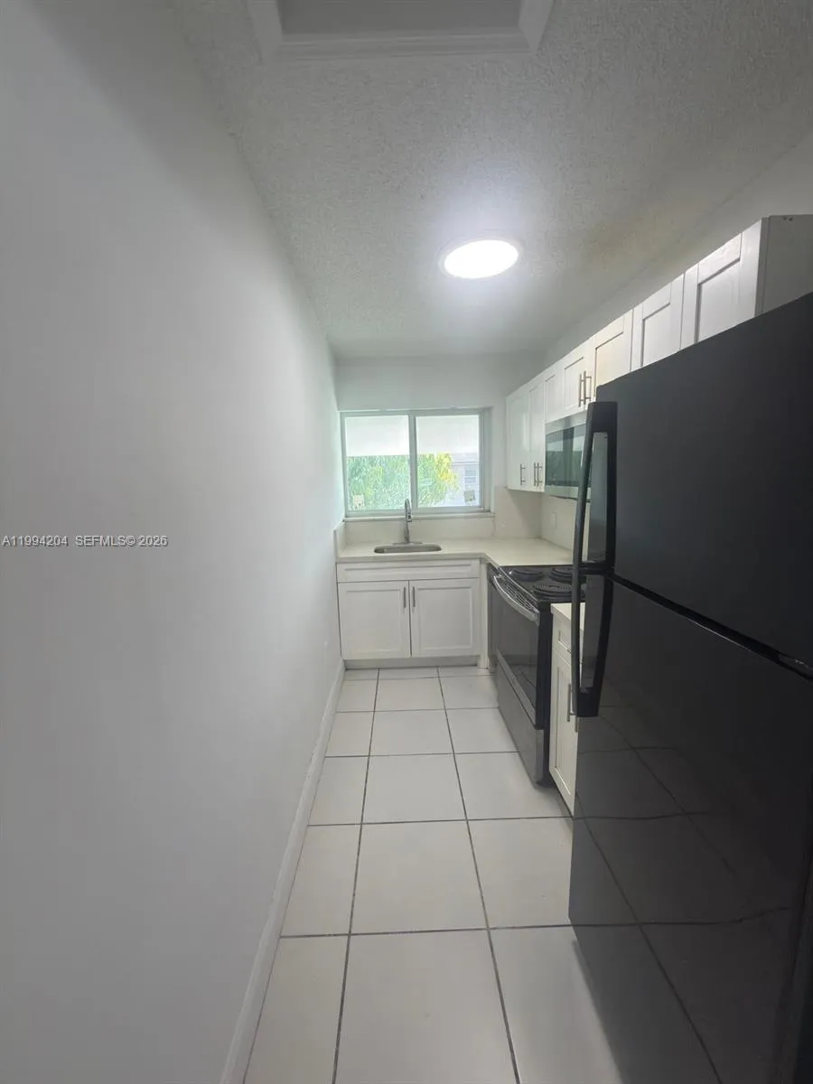 2622 Nw 24th St 1b, Miami, Florida 33142, Miami, Florida 33142, 1 Bedroom Bedrooms, ,1 BathroomBathrooms,Residential Lease,For Rent,2622 Nw 24th St 1b, Miami, Florida 33142,A11994204