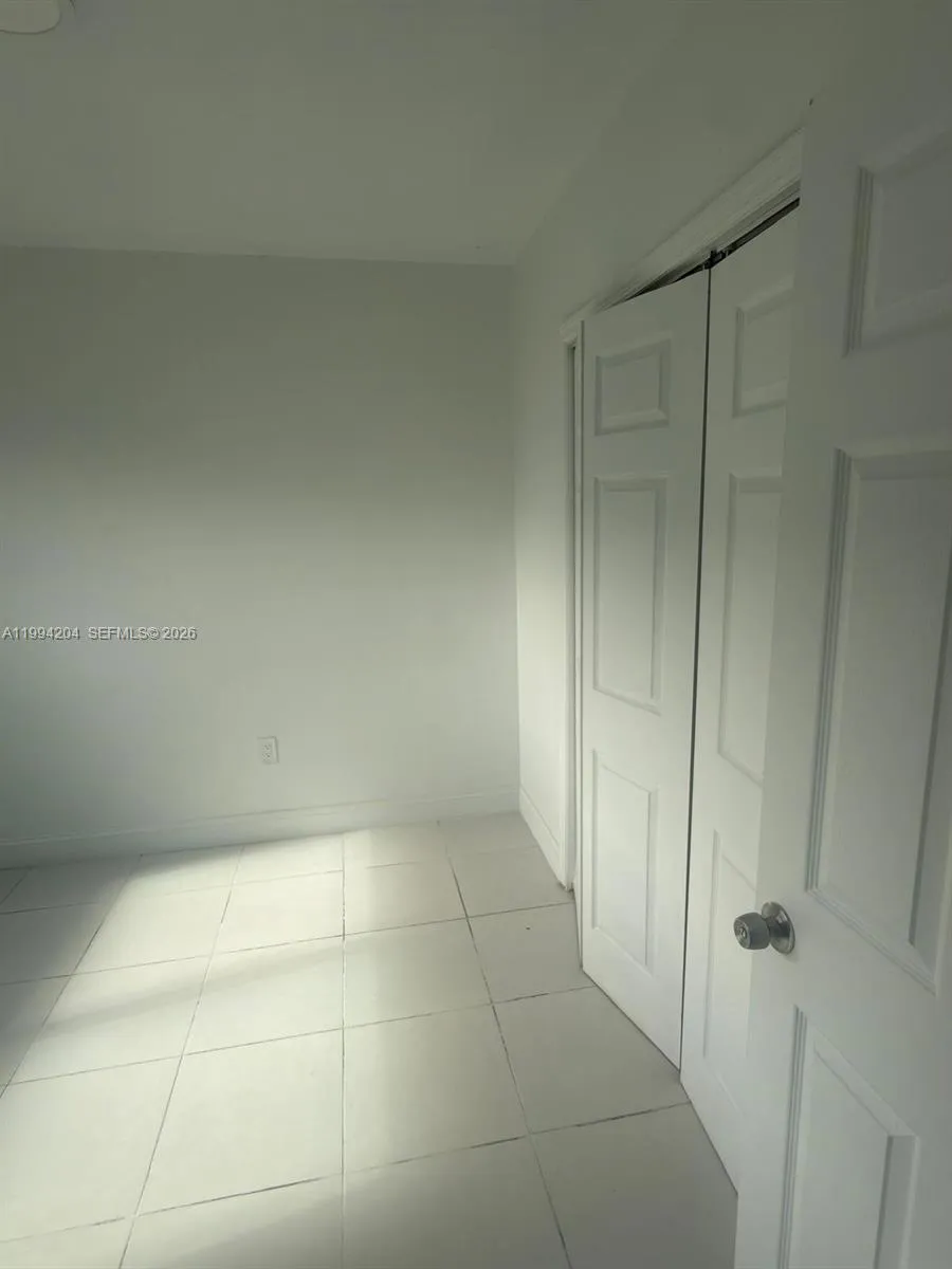 2622 Nw 24th St 1b, Miami, Florida 33142, Miami, Florida 33142, 1 Bedroom Bedrooms, ,1 BathroomBathrooms,Residential Lease,For Rent,2622 Nw 24th St 1b, Miami, Florida 33142,A11994204