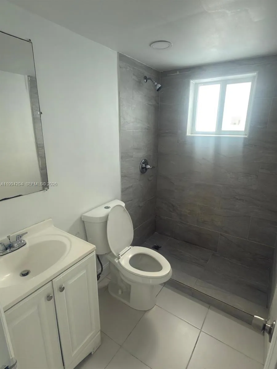 2622 Nw 24th St 1b, Miami, Florida 33142, Miami, Florida 33142, 1 Bedroom Bedrooms, ,1 BathroomBathrooms,Residential Lease,For Rent,2622 Nw 24th St 1b, Miami, Florida 33142,A11994204