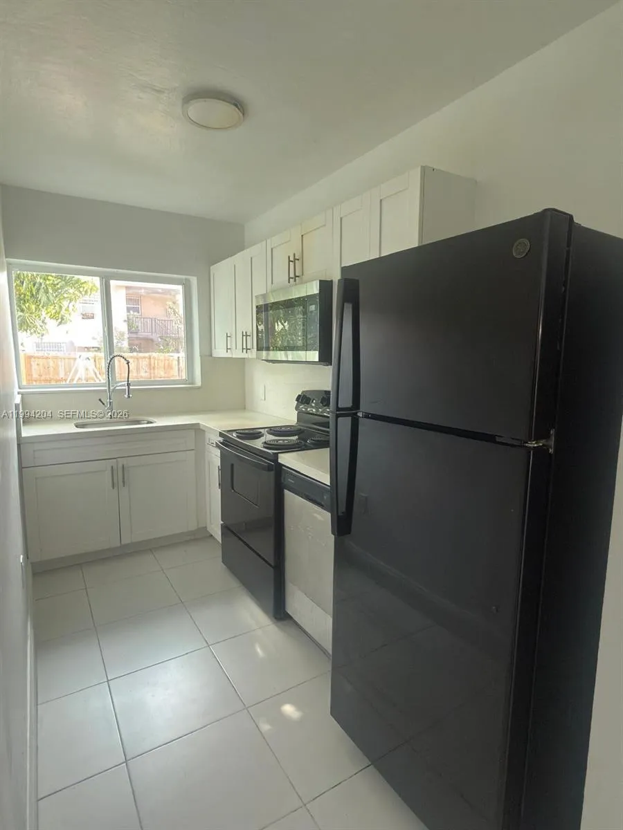 2622 Nw 24th St 1b, Miami, Florida 33142, Miami, Florida 33142, 1 Bedroom Bedrooms, ,1 BathroomBathrooms,Residential Lease,For Rent,2622 Nw 24th St 1b, Miami, Florida 33142,A11994204