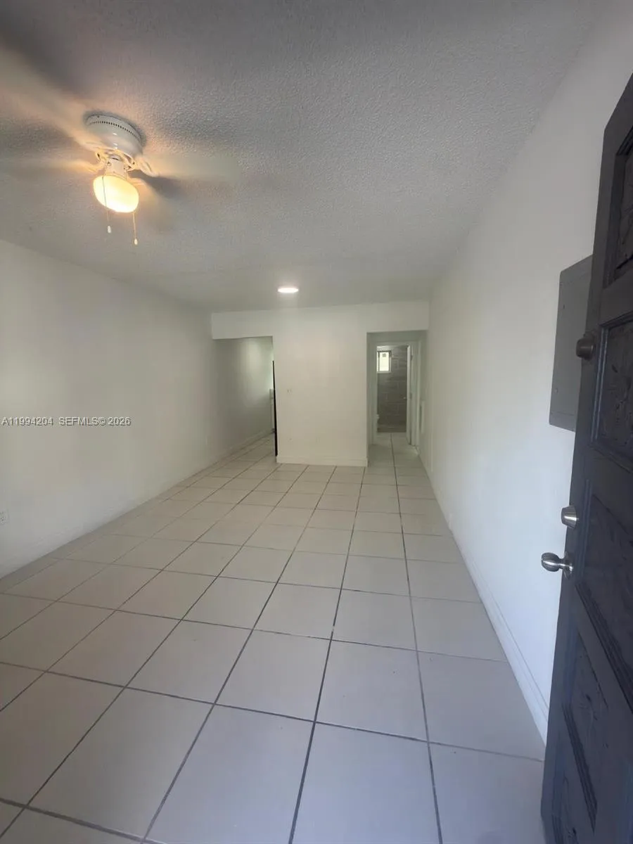 2622 Nw 24th St 1b, Miami, Florida 33142, Miami, Florida 33142, 1 Bedroom Bedrooms, ,1 BathroomBathrooms,Residential Lease,For Rent,2622 Nw 24th St 1b, Miami, Florida 33142,A11994204