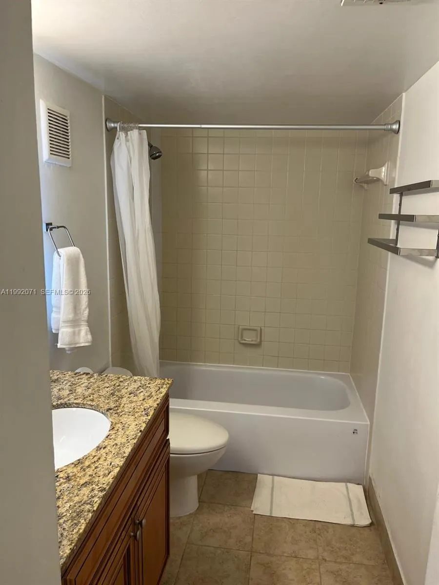2nd bathroom