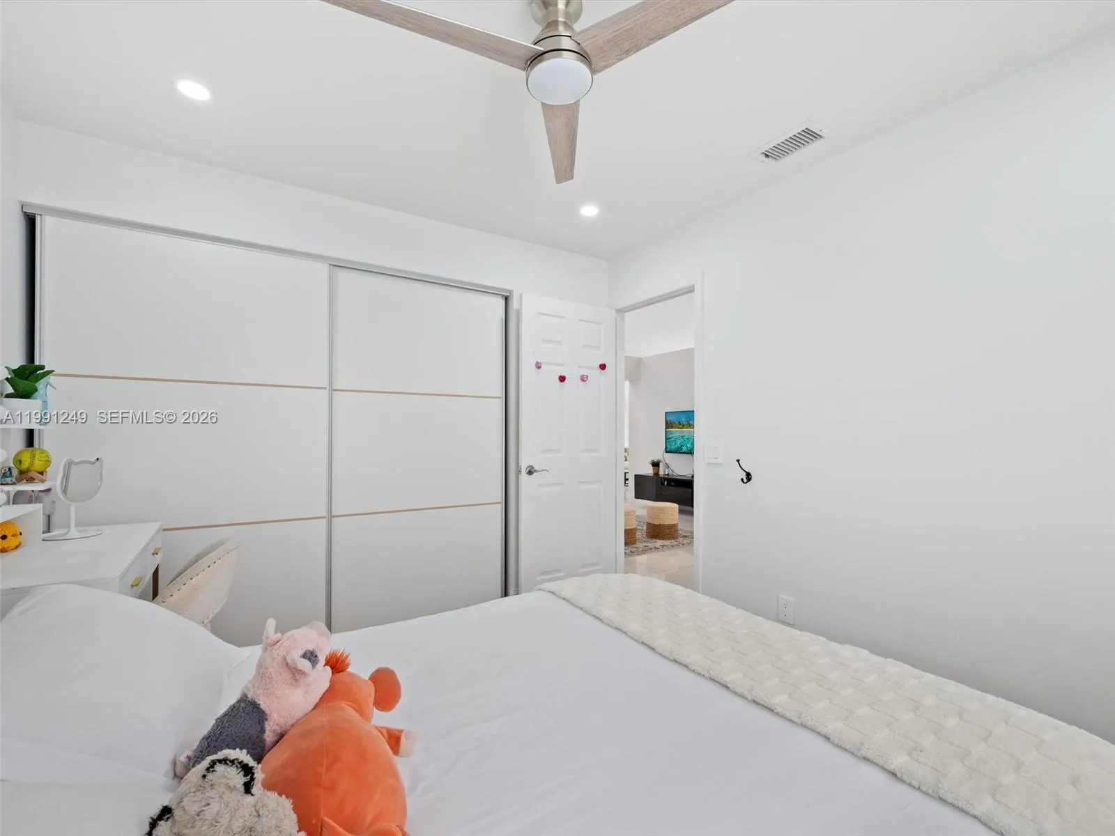 413 Cameron Dr 413, Weston, Florida 33326, Weston, Florida 33326, 3 Bedrooms Bedrooms, ,2 BathroomsBathrooms,Residential Lease,For Rent,413 Cameron Dr 413, Weston, Florida 33326,A11991249