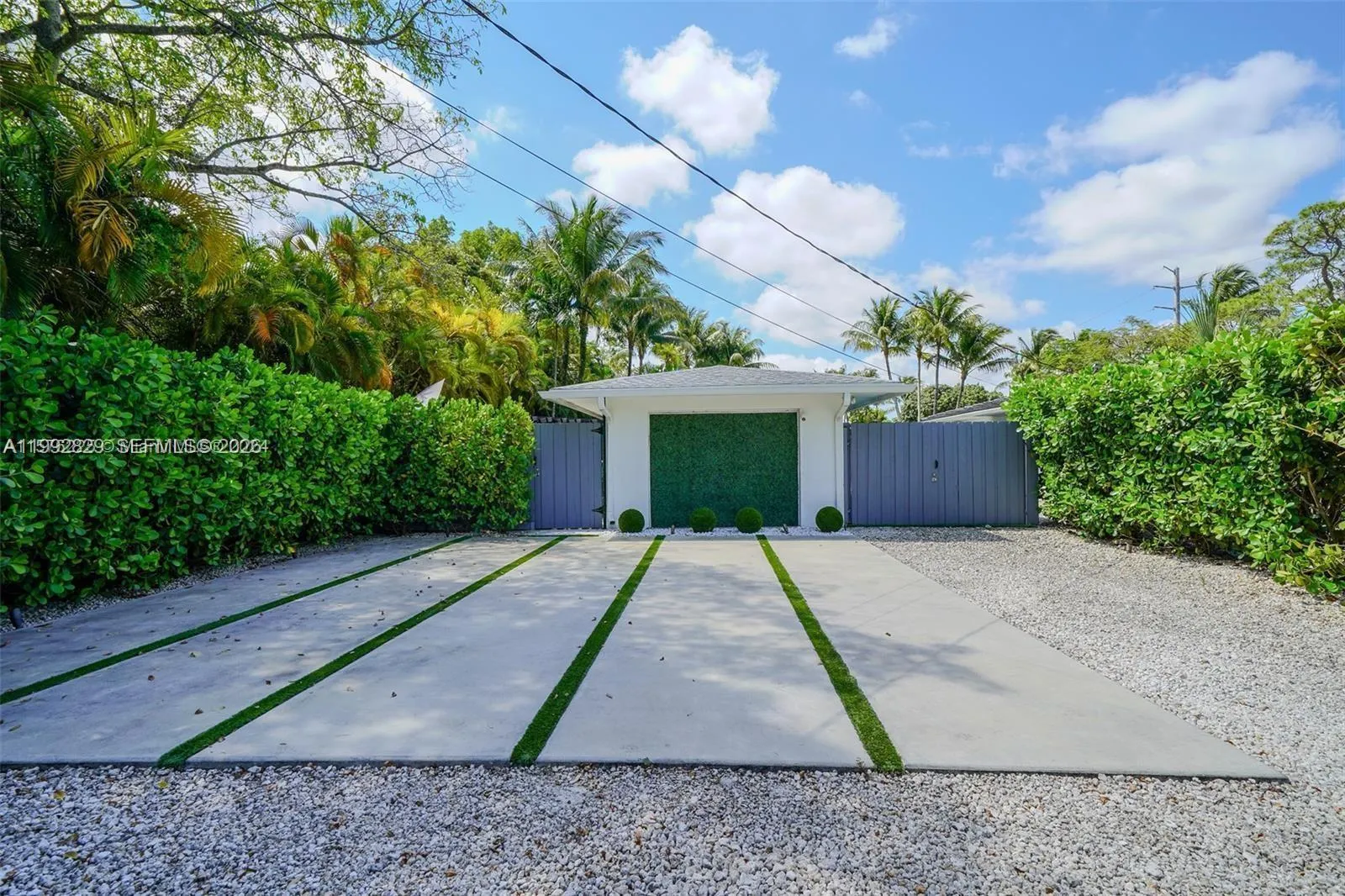 8390 Sw 64th St, Miami, Florida 33143, Miami, Florida 33143, 4 Bedrooms Bedrooms, ,3 BathroomsBathrooms,Residential Lease,For Rent,8390 Sw 64th St, Miami, Florida 33143,A11992829
