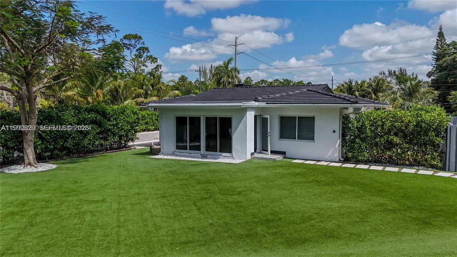 8390 Sw 64th St, Miami, Florida 33143, Miami, Florida 33143, 4 Bedrooms Bedrooms, ,3 BathroomsBathrooms,Residential Lease,For Rent,8390 Sw 64th St, Miami, Florida 33143,A11992829