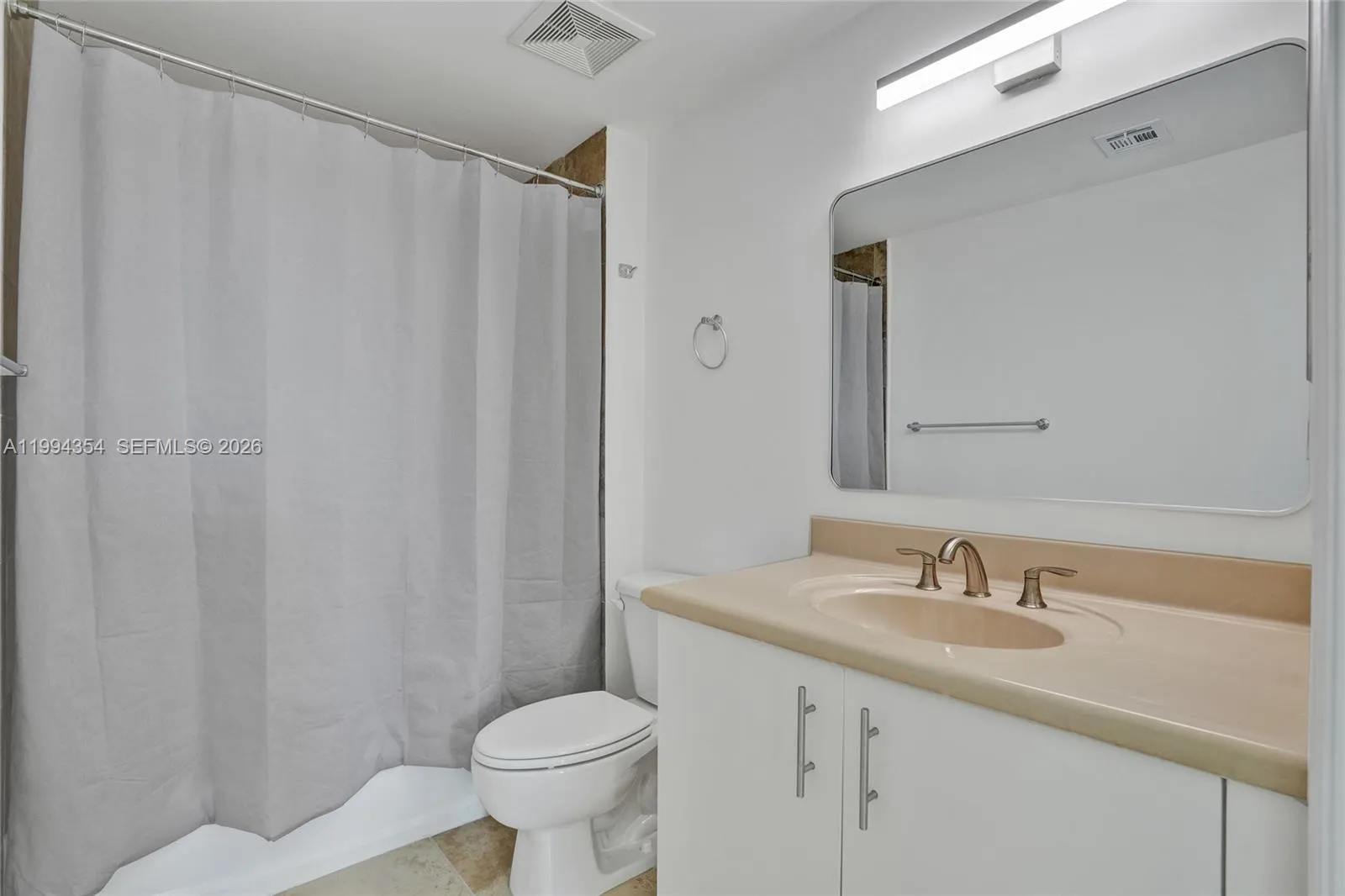 7900 Harbor Island Dr 711, North Bay Village, Flor, North Bay Village, Florida 33141, 2 Bedrooms Bedrooms, ,2 BathroomsBathrooms,Residential Lease,For Rent,7900 Harbor Island Dr 711, North Bay Village, Flor,A11994354