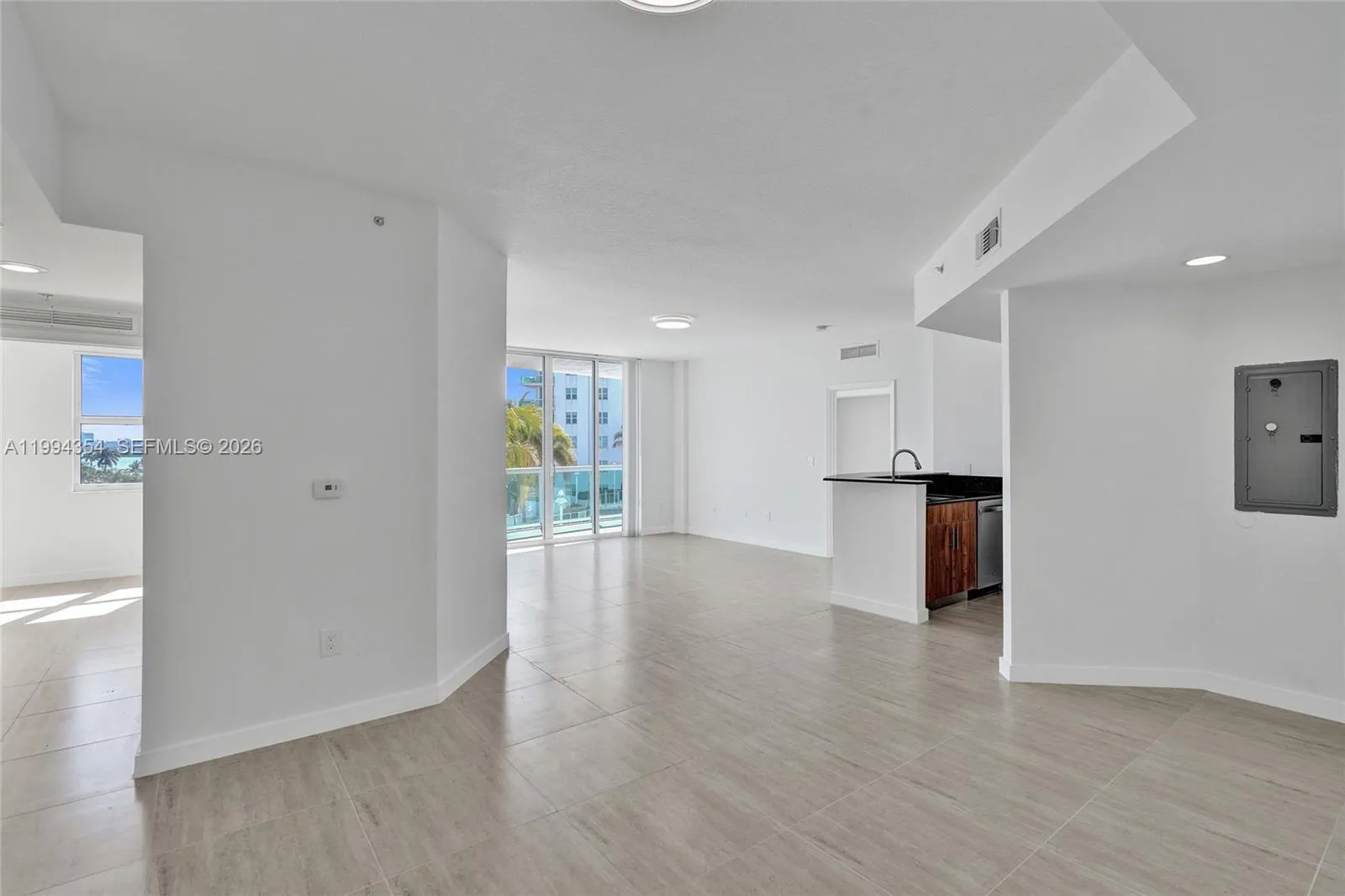 7900 Harbor Island Dr 711, North Bay Village, Flor, North Bay Village, Florida 33141, 2 Bedrooms Bedrooms, ,2 BathroomsBathrooms,Residential Lease,For Rent,7900 Harbor Island Dr 711, North Bay Village, Flor,A11994354