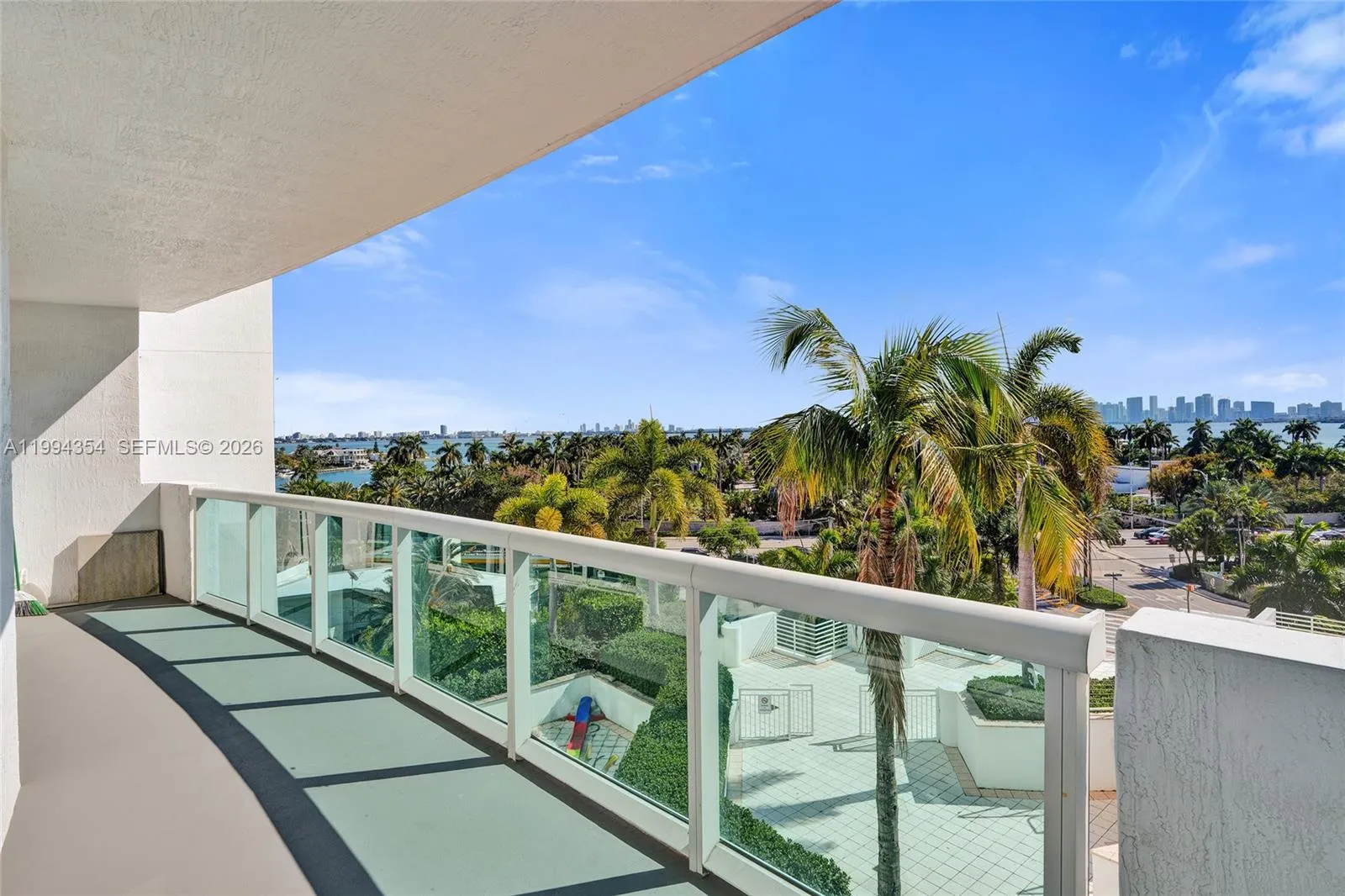 7900 Harbor Island Dr 711, North Bay Village, Flor, North Bay Village, Florida 33141, 2 Bedrooms Bedrooms, ,2 BathroomsBathrooms,Residential Lease,For Rent,7900 Harbor Island Dr 711, North Bay Village, Flor,A11994354