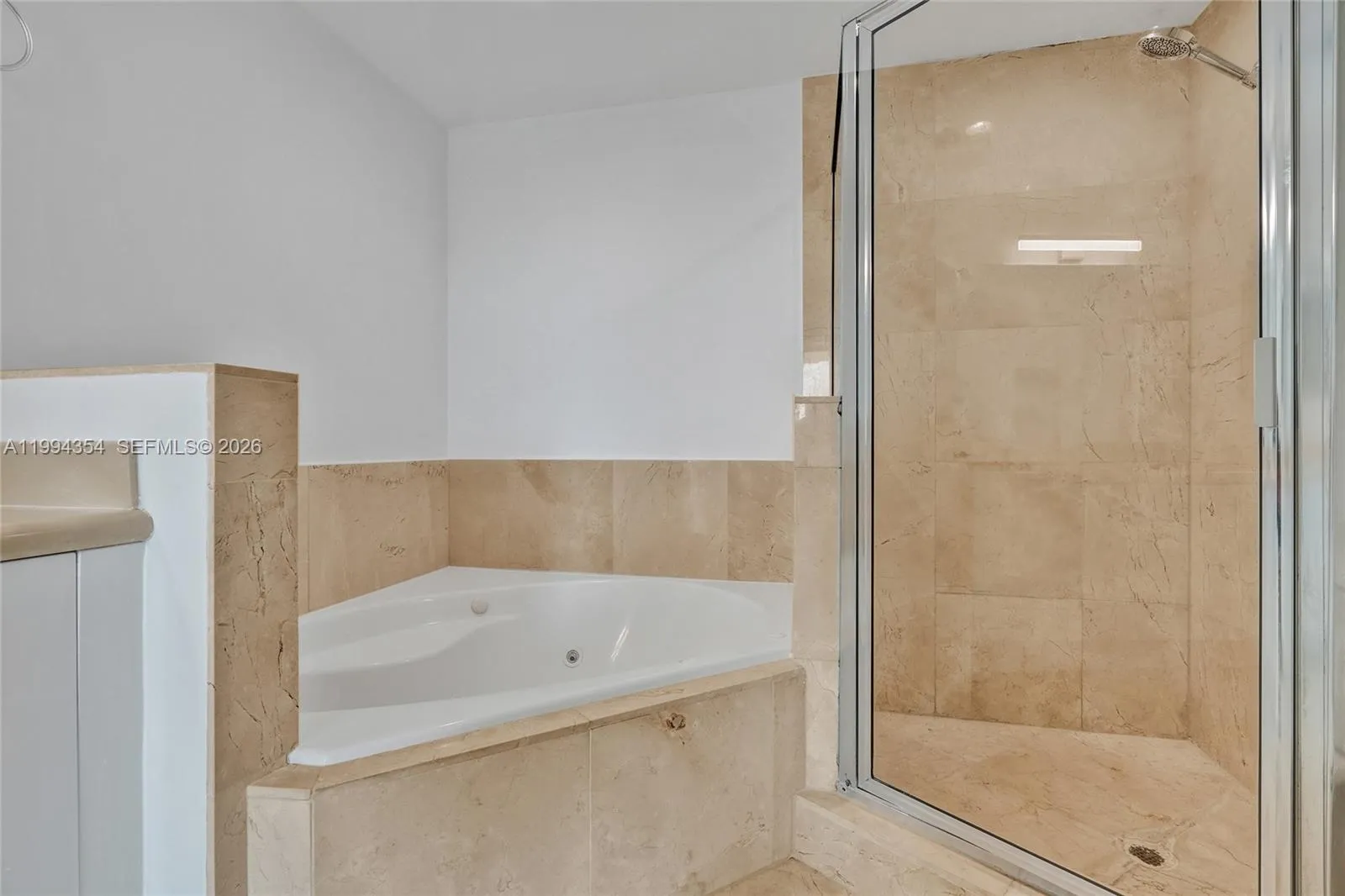 7900 Harbor Island Dr 711, North Bay Village, Flor, North Bay Village, Florida 33141, 2 Bedrooms Bedrooms, ,2 BathroomsBathrooms,Residential Lease,For Rent,7900 Harbor Island Dr 711, North Bay Village, Flor,A11994354