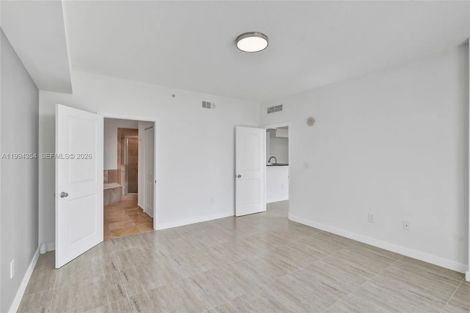 7900 Harbor Island Dr 711, North Bay Village, Flor, North Bay Village, Florida 33141, 2 Bedrooms Bedrooms, ,2 BathroomsBathrooms,Residential Lease,For Rent,7900 Harbor Island Dr 711, North Bay Village, Flor,A11994354