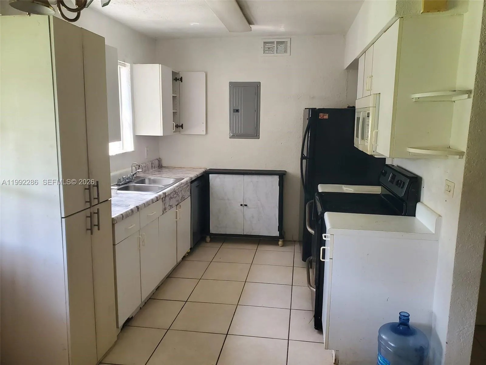 1810 N 62nd Ave, Hollywood, Florida 33024, Hollywood, Florida 33024, 3 Bedrooms Bedrooms, ,2 BathroomsBathrooms,Residential Lease,For Rent,1810 N 62nd Ave, Hollywood, Florida 33024,A11992286