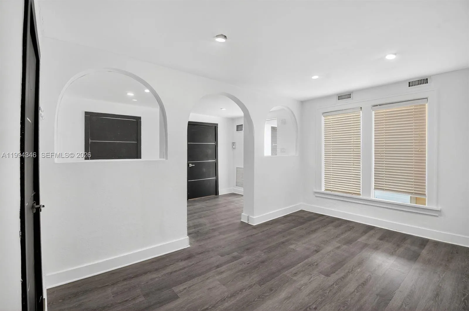 220 Sw 16th St Front, Dania Beach, Florida 33004, Dania Beach, Florida 33004, 6 Bedrooms Bedrooms, ,2 BathroomsBathrooms,Residential Lease,For Rent,220 Sw 16th St Front, Dania Beach, Florida 33004,A11994346