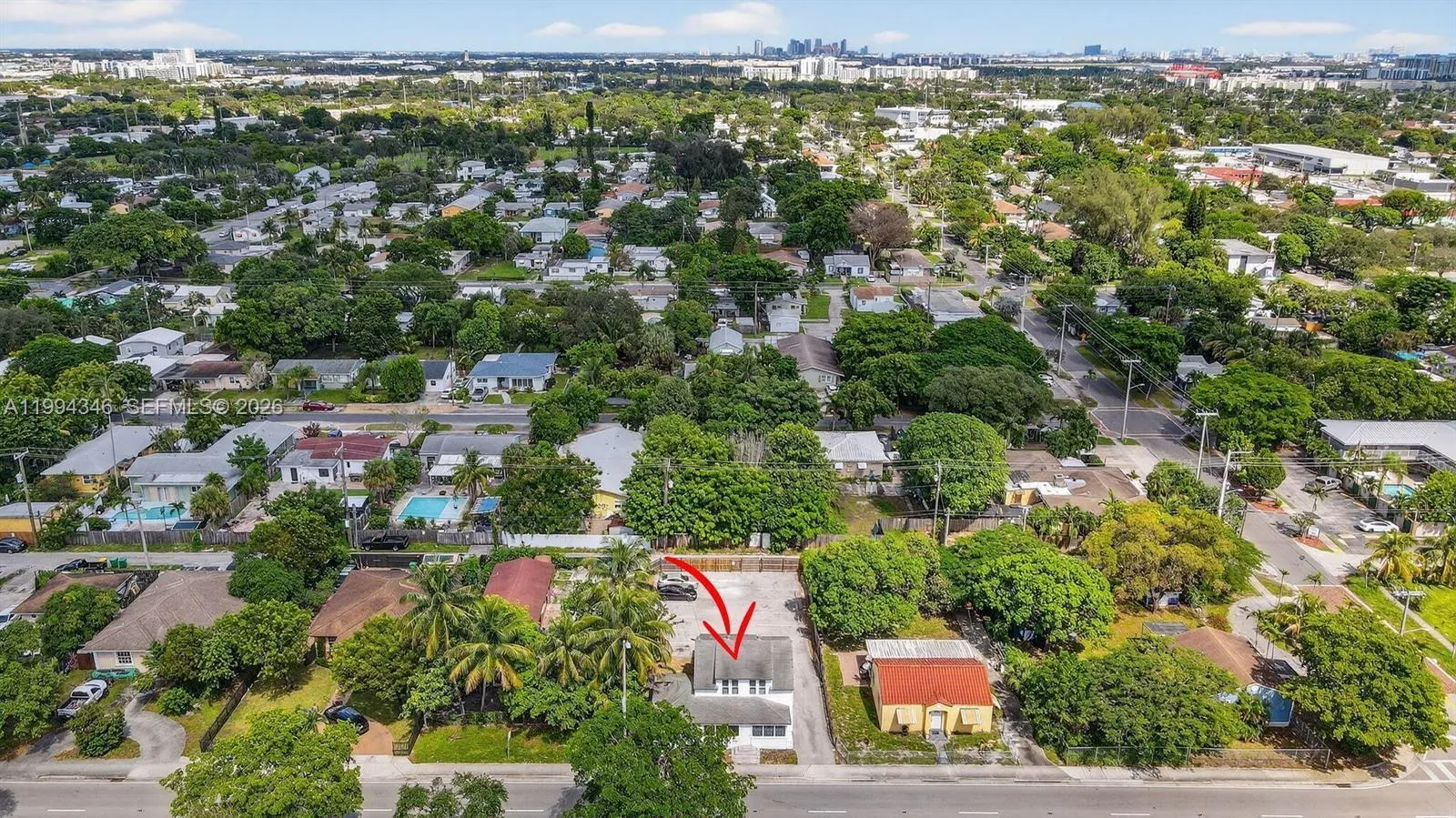 220 Sw 16th St Front, Dania Beach, Florida 33004, Dania Beach, Florida 33004, 6 Bedrooms Bedrooms, ,2 BathroomsBathrooms,Residential Lease,For Rent,220 Sw 16th St Front, Dania Beach, Florida 33004,A11994346