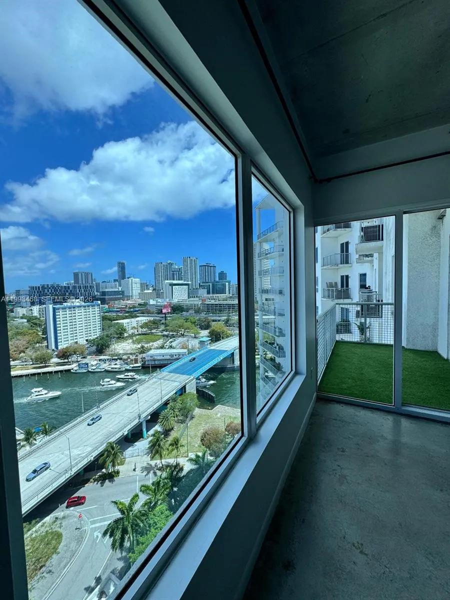 10 Sw South River Dr 1710, Miami, Florida 33130, Miami, Florida 33130, 1 Bedroom Bedrooms, ,1 BathroomBathrooms,Residential Lease,For Rent,10 Sw South River Dr 1710, Miami, Florida 33130,A11993468