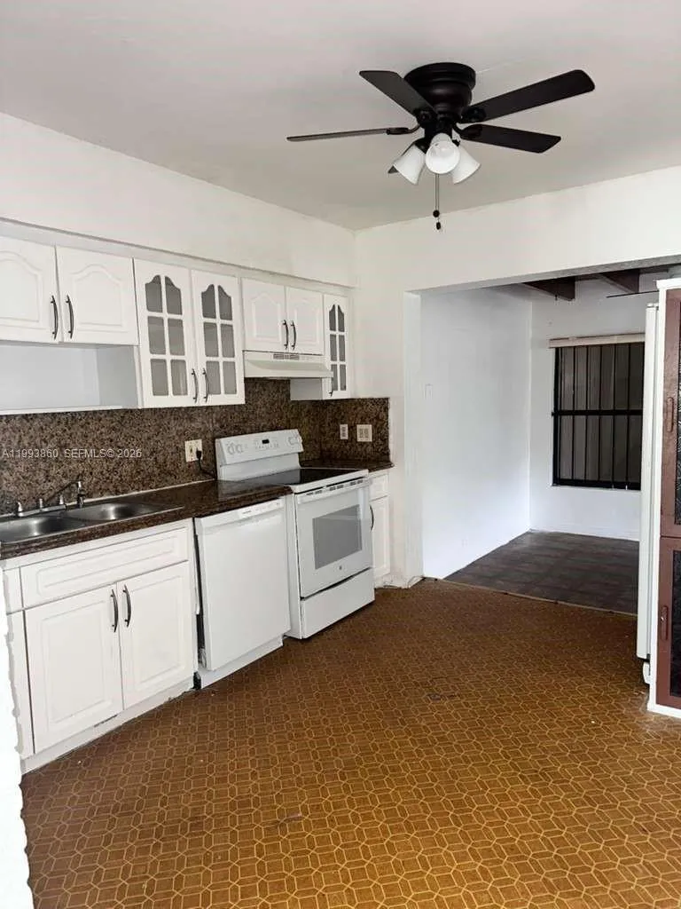 576 Nw 147th St 576, Miami, Florida 33168, Miami, Florida 33168, 4 Bedrooms Bedrooms, ,2 BathroomsBathrooms,Residential Lease,For Rent,576 Nw 147th St 576, Miami, Florida 33168,A11993860