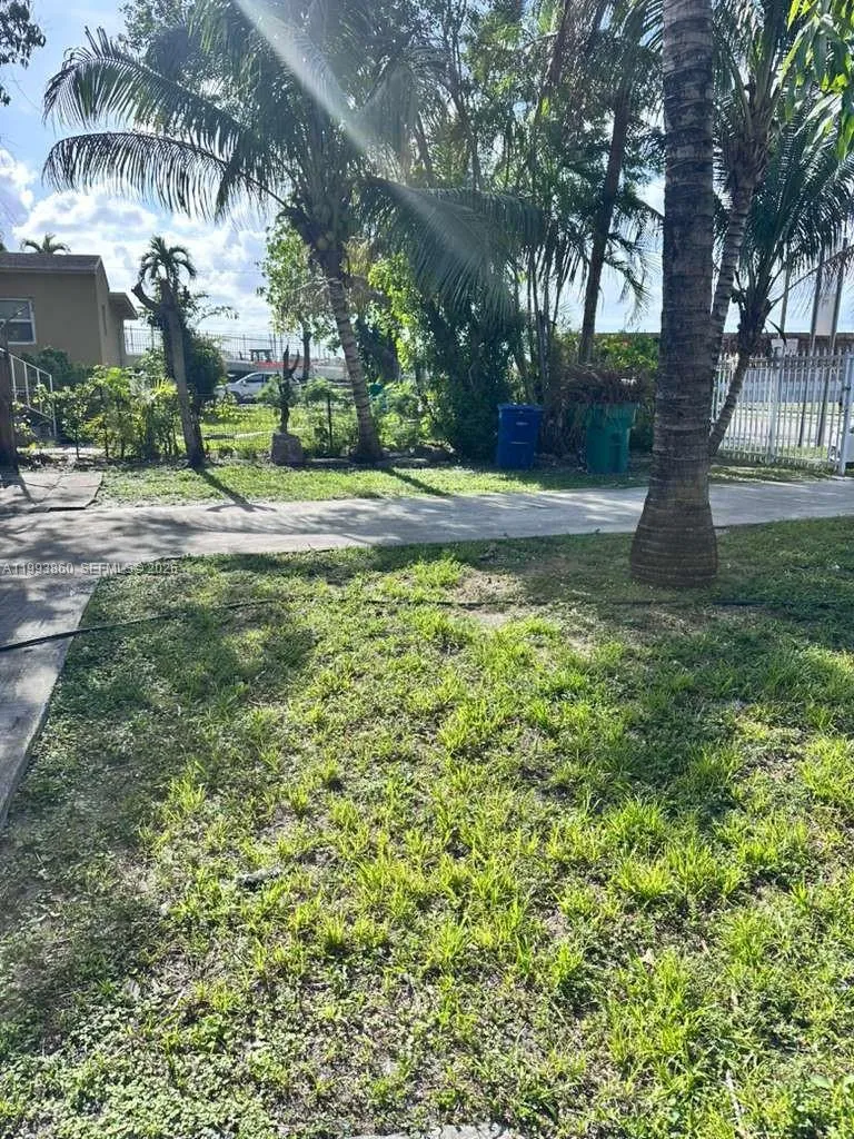 576 Nw 147th St 576, Miami, Florida 33168, Miami, Florida 33168, 4 Bedrooms Bedrooms, ,2 BathroomsBathrooms,Residential Lease,For Rent,576 Nw 147th St 576, Miami, Florida 33168,A11993860