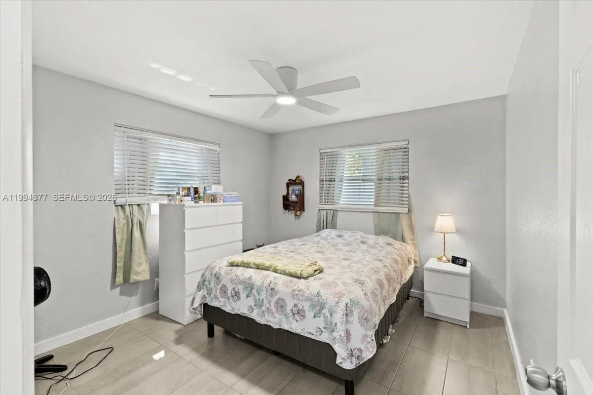 620 Sw 10th St 1, Fort Lauderdale, Florida 33315, Fort Lauderdale, Florida 33315, 2 Bedrooms Bedrooms, ,1 BathroomBathrooms,Residential Lease,For Rent,620 Sw 10th St 1, Fort Lauderdale, Florida 33315,A11994377