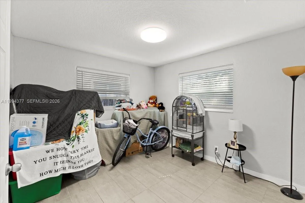 620 Sw 10th St 1, Fort Lauderdale, Florida 33315, Fort Lauderdale, Florida 33315, 2 Bedrooms Bedrooms, ,1 BathroomBathrooms,Residential Lease,For Rent,620 Sw 10th St 1, Fort Lauderdale, Florida 33315,A11994377
