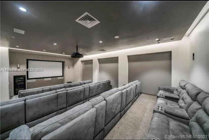 10275 Collins Ave 1205, Bal Harbour, Florida 33154, Bal Harbour, Florida 33154, ,1 BathroomBathrooms,Residential Lease,For Rent,10275 Collins Ave 1205, Bal Harbour, Florida 33154,A11994390