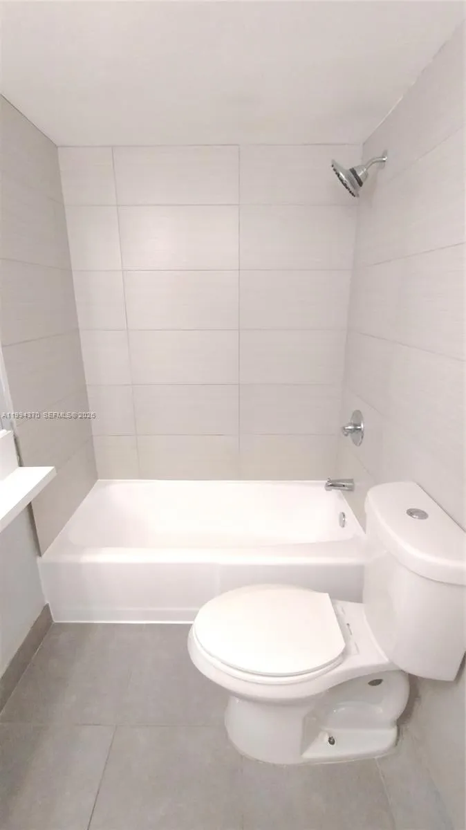 1201 Ne 191st St G306, Miami, Florida 33179, Miami, Florida 33179, 1 Bedroom Bedrooms, ,1 BathroomBathrooms,Residential,For Sale,1201 Ne 191st St G306, Miami, Florida 33179,A11994370