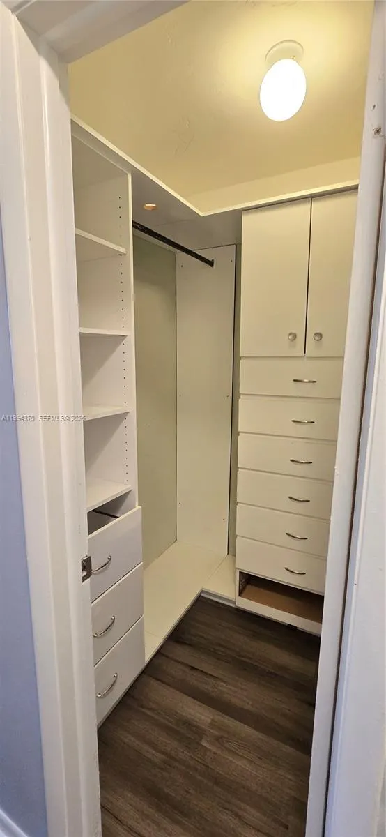 1201 Ne 191st St G306, Miami, Florida 33179, Miami, Florida 33179, 1 Bedroom Bedrooms, ,1 BathroomBathrooms,Residential,For Sale,1201 Ne 191st St G306, Miami, Florida 33179,A11994370