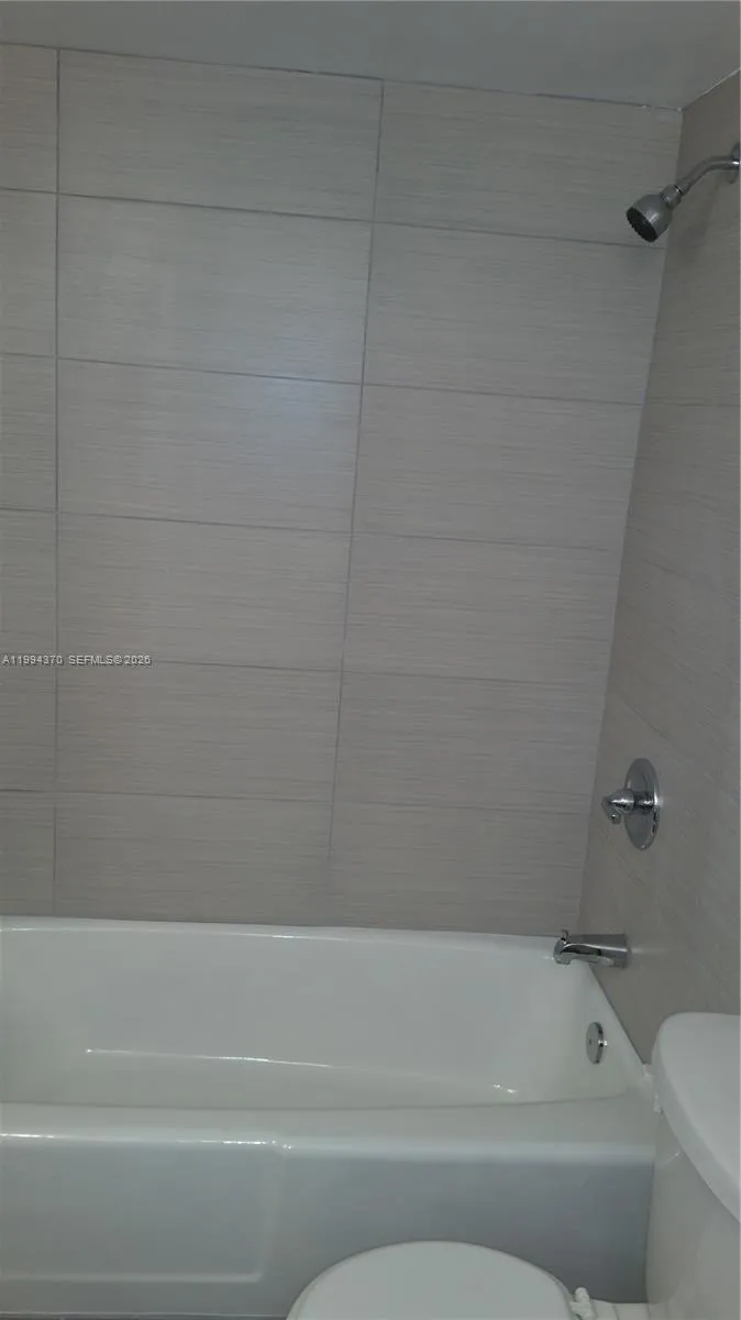 1201 Ne 191st St G306, Miami, Florida 33179, Miami, Florida 33179, 1 Bedroom Bedrooms, ,1 BathroomBathrooms,Residential,For Sale,1201 Ne 191st St G306, Miami, Florida 33179,A11994370