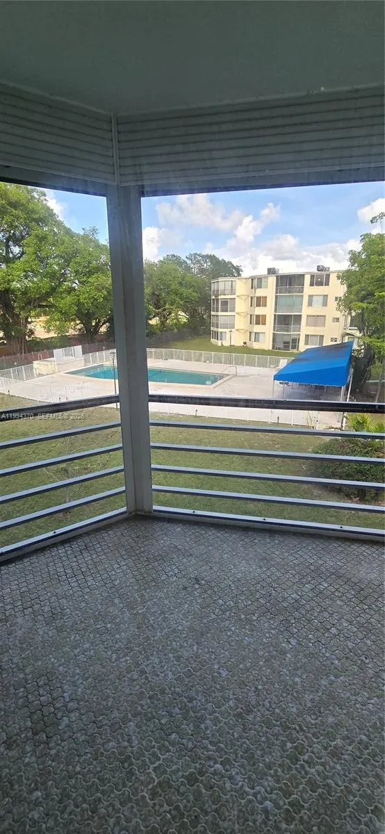 1201 Ne 191st St G306, Miami, Florida 33179, Miami, Florida 33179, 1 Bedroom Bedrooms, ,1 BathroomBathrooms,Residential,For Sale,1201 Ne 191st St G306, Miami, Florida 33179,A11994370