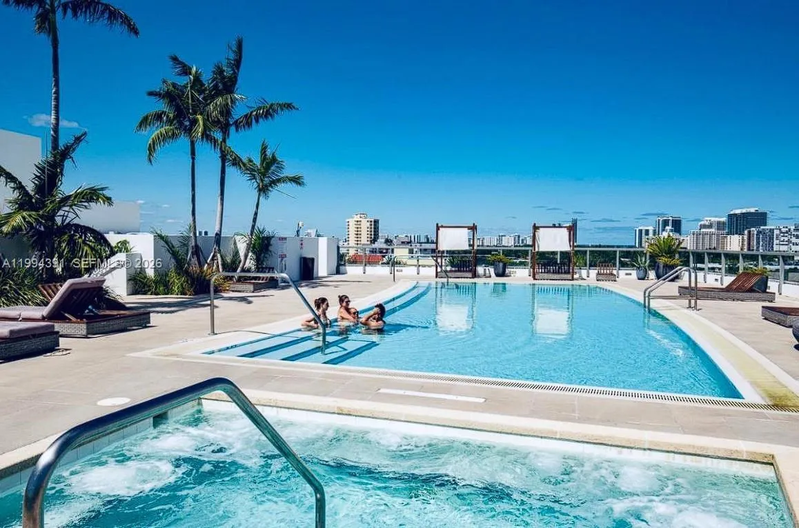 9261 E Bay Harbor Dr 402, Bay Harbor Islands, Flor, Bay Harbor Islands, Florida 33154, 2 Bedrooms Bedrooms, ,2 BathroomsBathrooms,Residential Lease,For Rent,9261 E Bay Harbor Dr 402, Bay Harbor Islands, Flor,A11994391