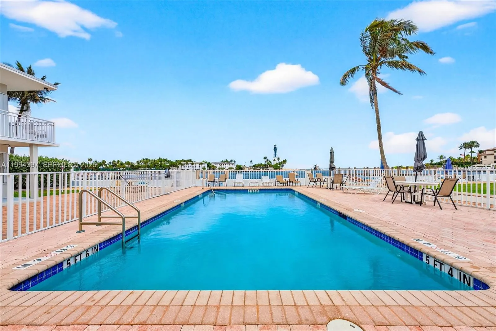 2508 Bay Dr 4, Pompano Beach, Florida 33062, Pompano Beach, Florida 33062, ,1 BathroomBathrooms,Residential Lease,For Rent,2508 Bay Dr 4, Pompano Beach, Florida 33062,A11994397