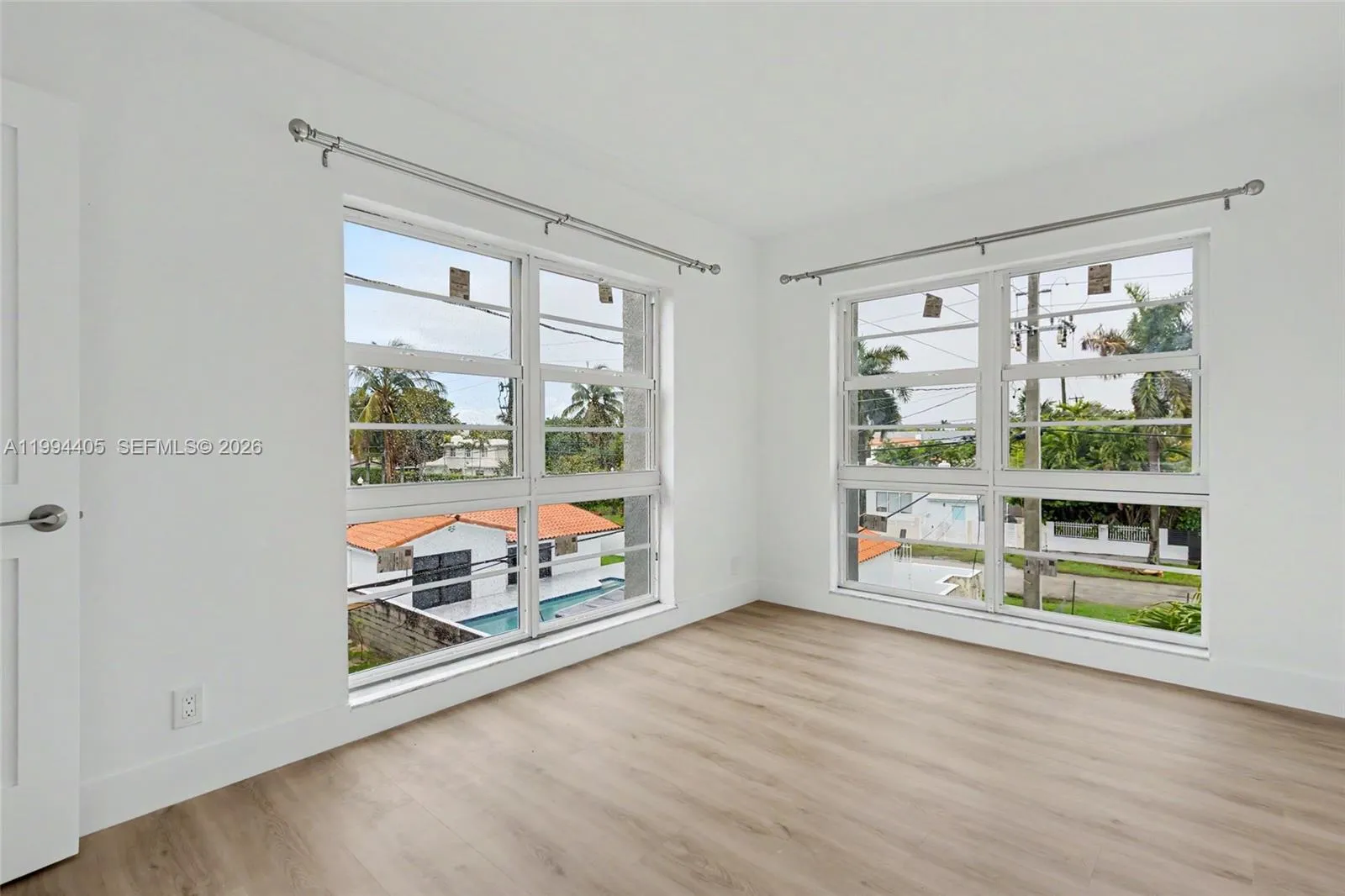 1220 71st St 35, Miami Beach, Florida 33141, Miami Beach, Florida 33141, 1 Bedroom Bedrooms, ,2 BathroomsBathrooms,Residential Lease,For Rent,1220 71st St 35, Miami Beach, Florida 33141,A11994405