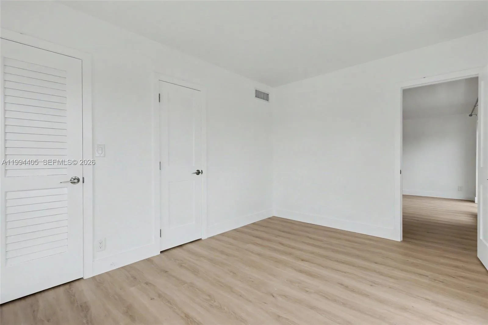 1220 71st St 35, Miami Beach, Florida 33141, Miami Beach, Florida 33141, 1 Bedroom Bedrooms, ,2 BathroomsBathrooms,Residential Lease,For Rent,1220 71st St 35, Miami Beach, Florida 33141,A11994405