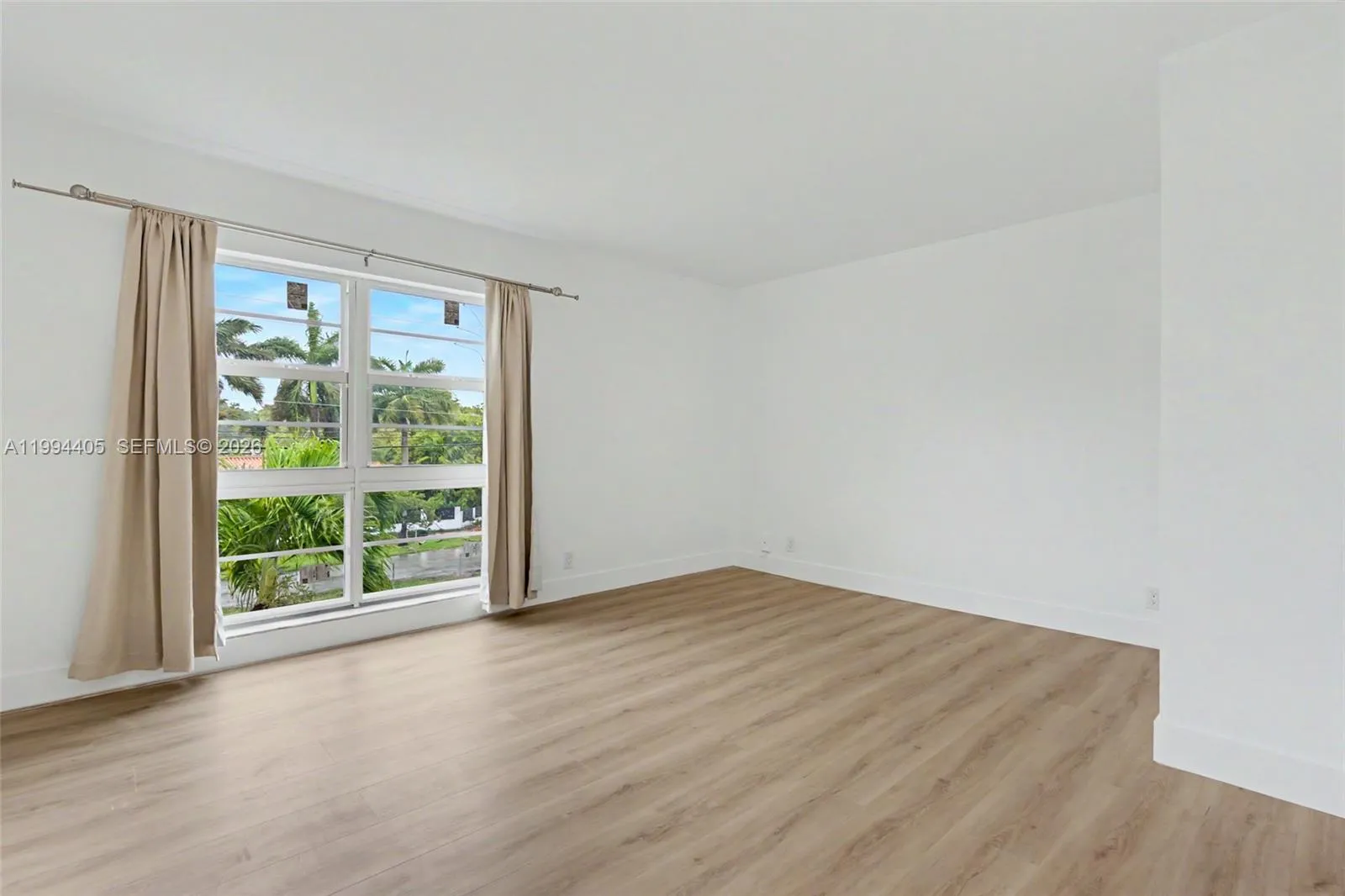 1220 71st St 35, Miami Beach, Florida 33141, Miami Beach, Florida 33141, 1 Bedroom Bedrooms, ,2 BathroomsBathrooms,Residential Lease,For Rent,1220 71st St 35, Miami Beach, Florida 33141,A11994405