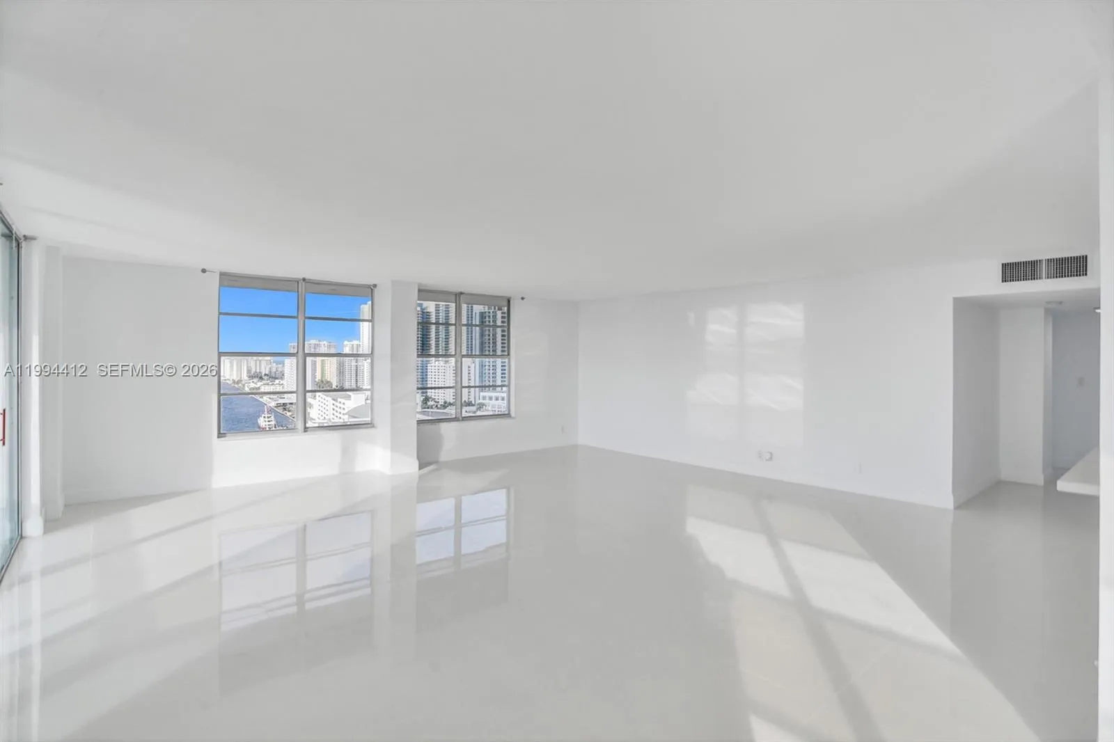 3800 S Ocean Dr 1805, Hollywood, Florida 33019, Hollywood, Florida 33019, 2 Bedrooms Bedrooms, ,2 BathroomsBathrooms,Residential Lease,For Rent,3800 S Ocean Dr 1805, Hollywood, Florida 33019,A11994412