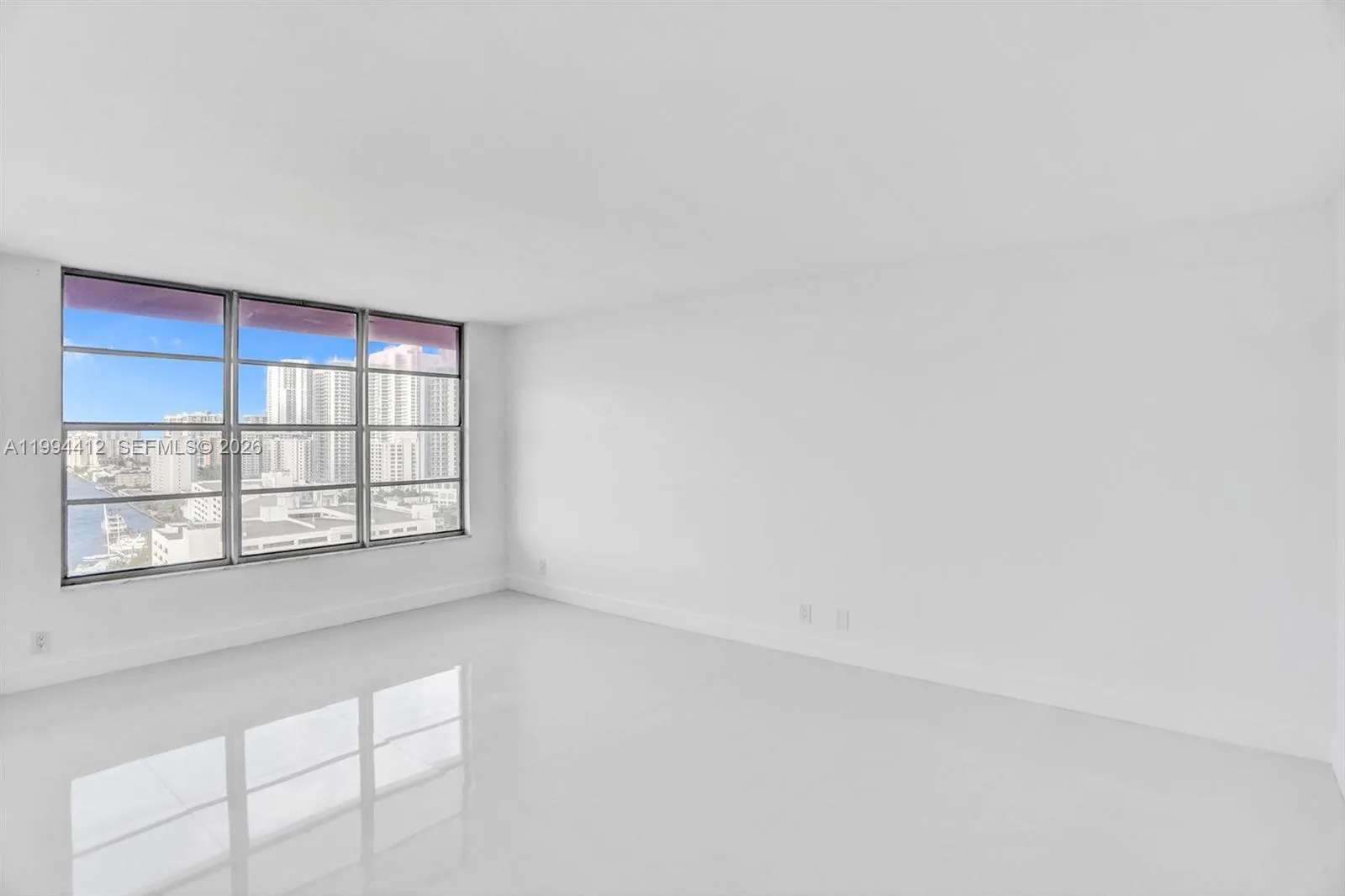 3800 S Ocean Dr 1805, Hollywood, Florida 33019, Hollywood, Florida 33019, 2 Bedrooms Bedrooms, ,2 BathroomsBathrooms,Residential Lease,For Rent,3800 S Ocean Dr 1805, Hollywood, Florida 33019,A11994412