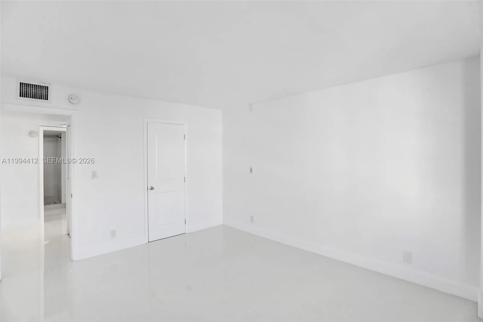 3800 S Ocean Dr 1805, Hollywood, Florida 33019, Hollywood, Florida 33019, 2 Bedrooms Bedrooms, ,2 BathroomsBathrooms,Residential Lease,For Rent,3800 S Ocean Dr 1805, Hollywood, Florida 33019,A11994412