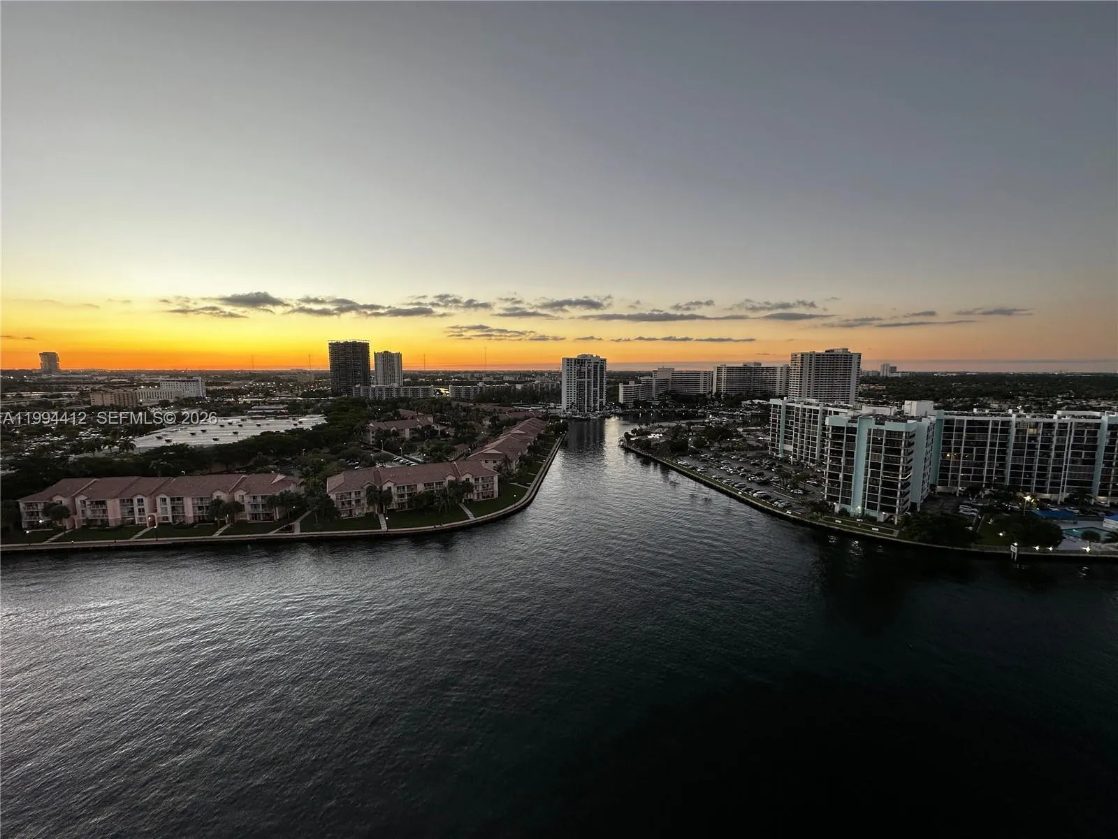 3800 S Ocean Dr 1805, Hollywood, Florida 33019, Hollywood, Florida 33019, 2 Bedrooms Bedrooms, ,2 BathroomsBathrooms,Residential Lease,For Rent,3800 S Ocean Dr 1805, Hollywood, Florida 33019,A11994412