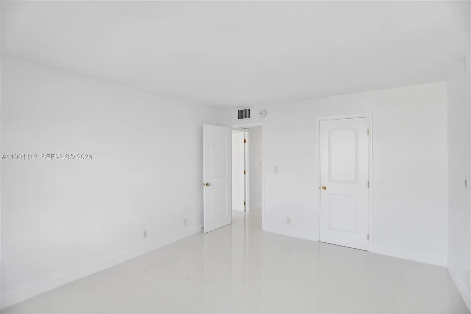 3800 S Ocean Dr 1805, Hollywood, Florida 33019, Hollywood, Florida 33019, 2 Bedrooms Bedrooms, ,2 BathroomsBathrooms,Residential Lease,For Rent,3800 S Ocean Dr 1805, Hollywood, Florida 33019,A11994412
