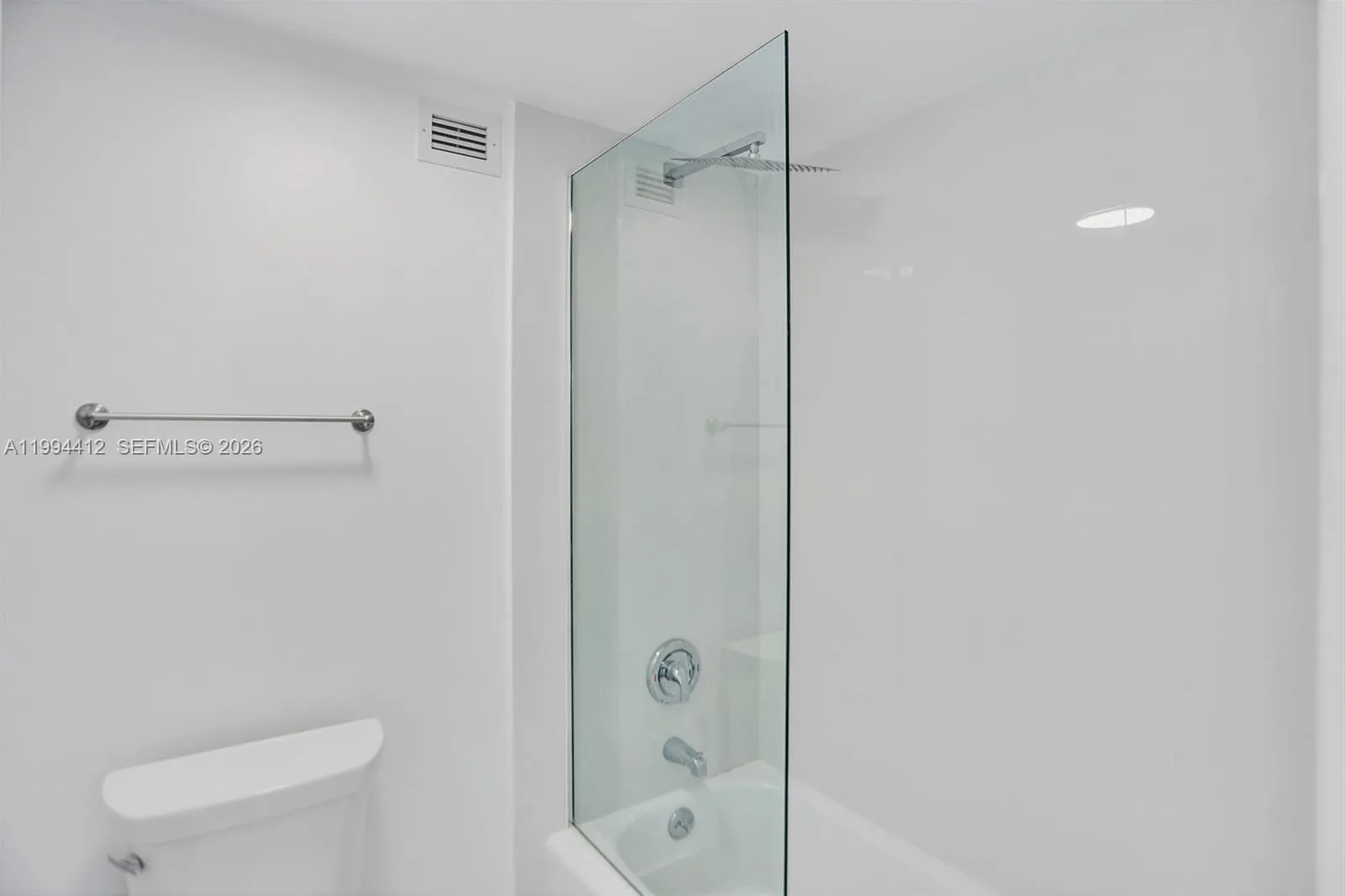 3800 S Ocean Dr 1805, Hollywood, Florida 33019, Hollywood, Florida 33019, 2 Bedrooms Bedrooms, ,2 BathroomsBathrooms,Residential Lease,For Rent,3800 S Ocean Dr 1805, Hollywood, Florida 33019,A11994412