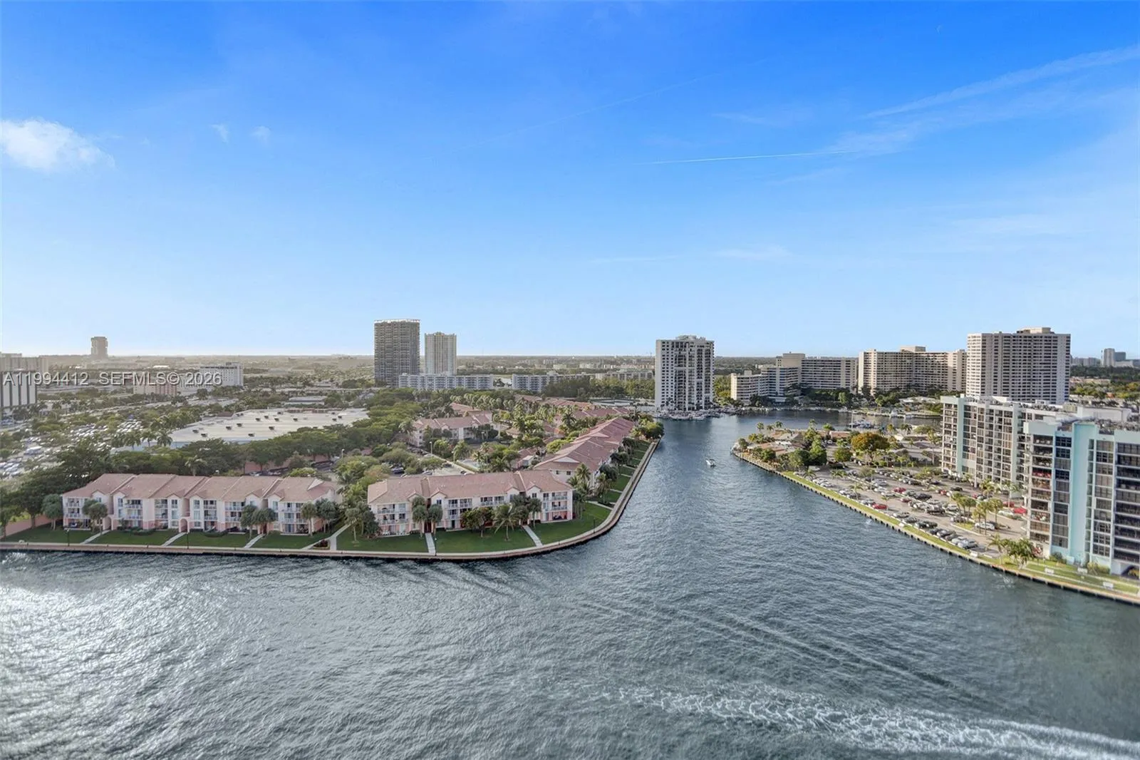 3800 S Ocean Dr 1805, Hollywood, Florida 33019, Hollywood, Florida 33019, 2 Bedrooms Bedrooms, ,2 BathroomsBathrooms,Residential Lease,For Rent,3800 S Ocean Dr 1805, Hollywood, Florida 33019,A11994412