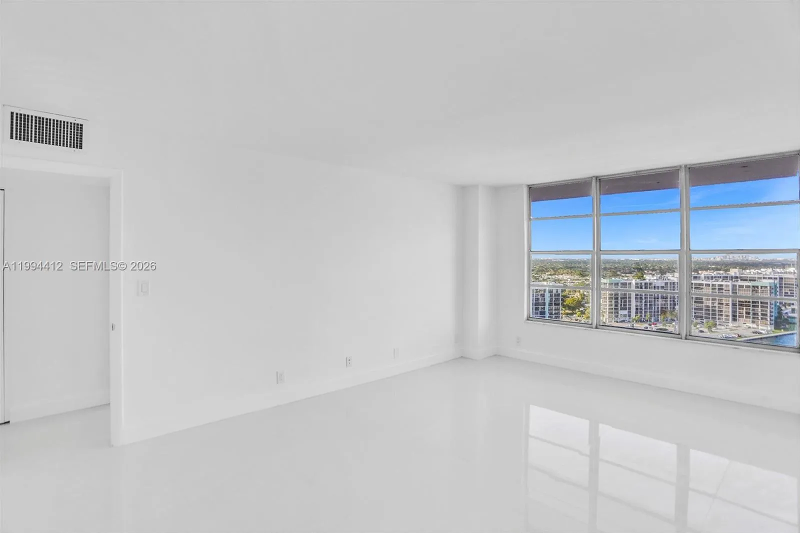 3800 S Ocean Dr 1805, Hollywood, Florida 33019, Hollywood, Florida 33019, 2 Bedrooms Bedrooms, ,2 BathroomsBathrooms,Residential Lease,For Rent,3800 S Ocean Dr 1805, Hollywood, Florida 33019,A11994412