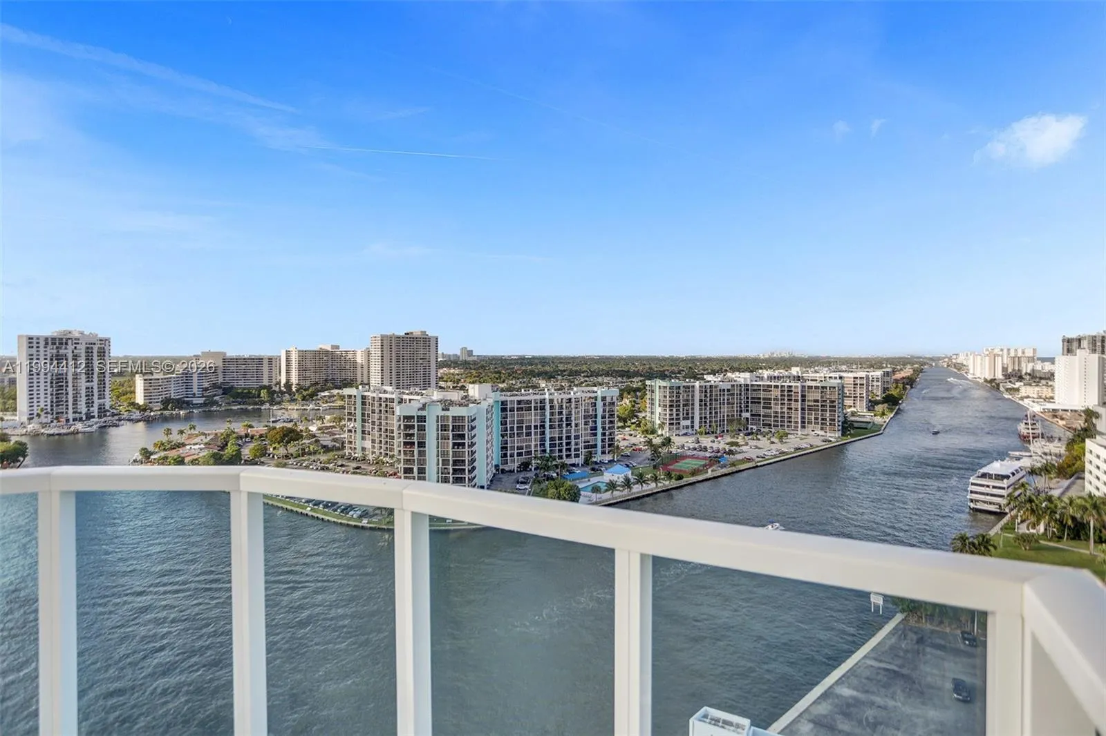 3800 S Ocean Dr 1805, Hollywood, Florida 33019, Hollywood, Florida 33019, 2 Bedrooms Bedrooms, ,2 BathroomsBathrooms,Residential Lease,For Rent,3800 S Ocean Dr 1805, Hollywood, Florida 33019,A11994412