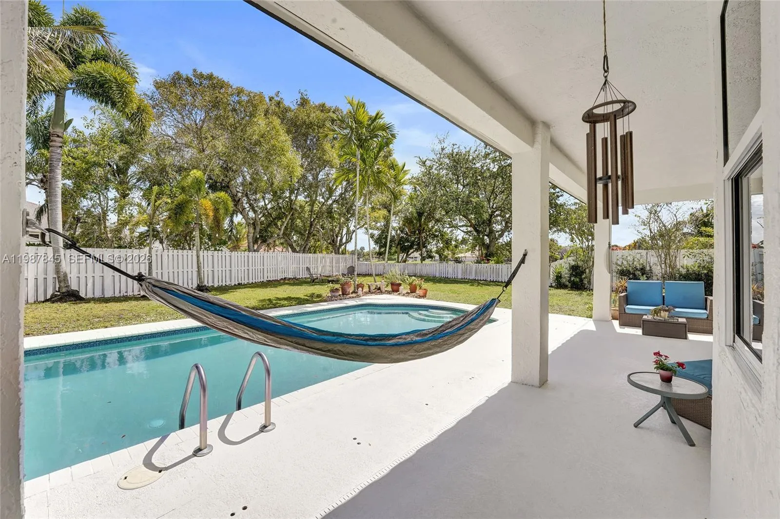 484 Cambridge Dr, Weston, Florida 33326, Weston, Florida 33326, 4 Bedrooms Bedrooms, ,2 BathroomsBathrooms,Residential,For Sale,484 Cambridge Dr, Weston, Florida 33326,A11987845